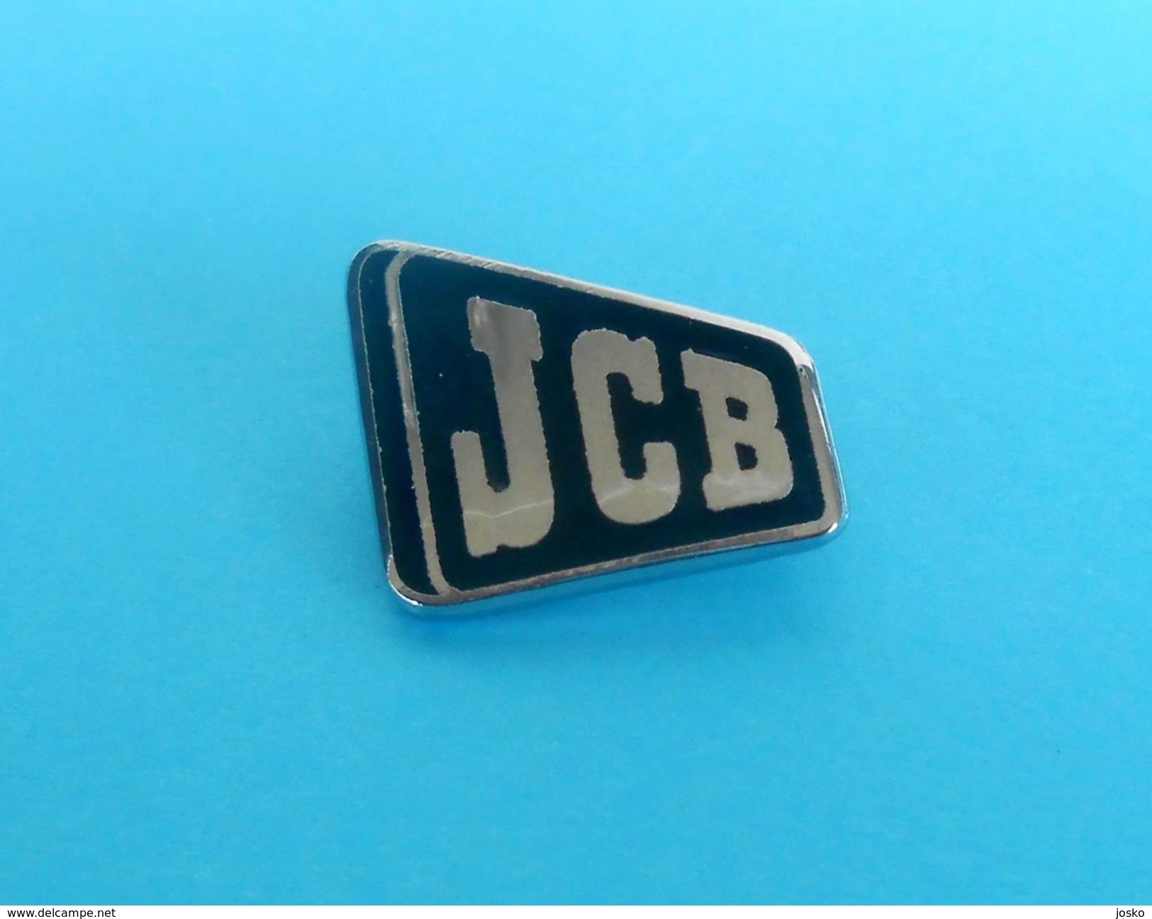 JCB ... Tractors , Loaders , Excavators - Nice Rare Enamel Pin Badge * Tractor Tracteur Traktor Anstecknadel Distintivo - Trademarks