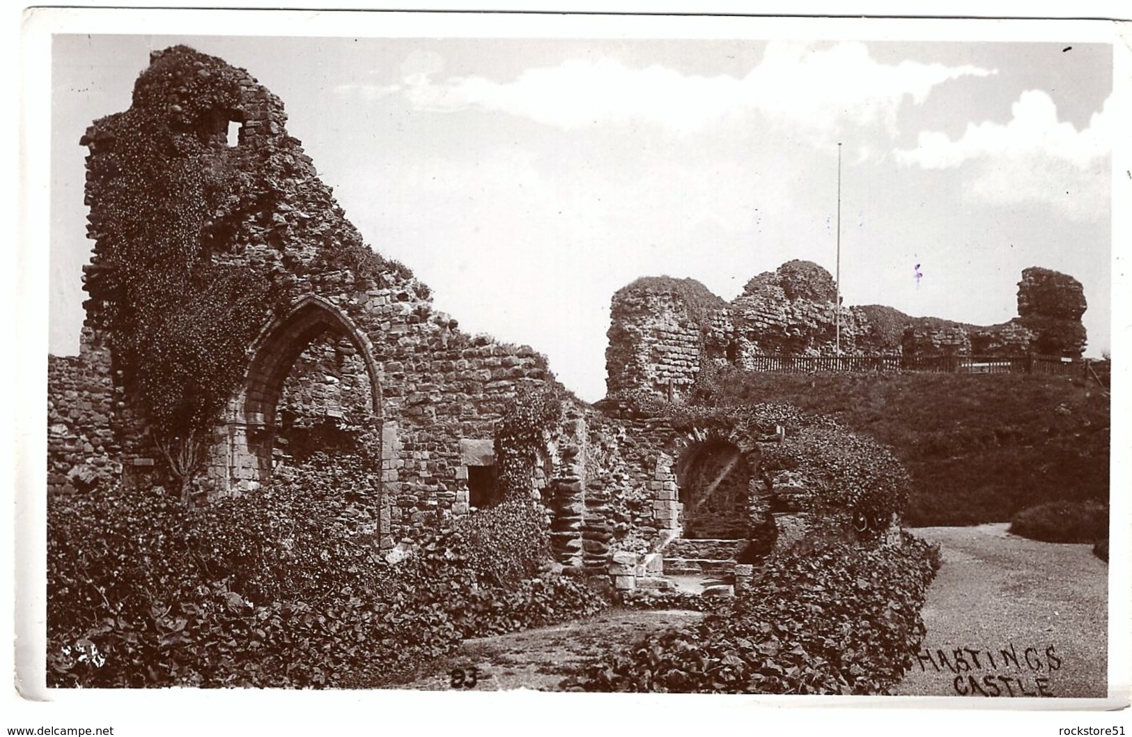 Hastings Castle 3 Postcards - Andere & Zonder Classificatie