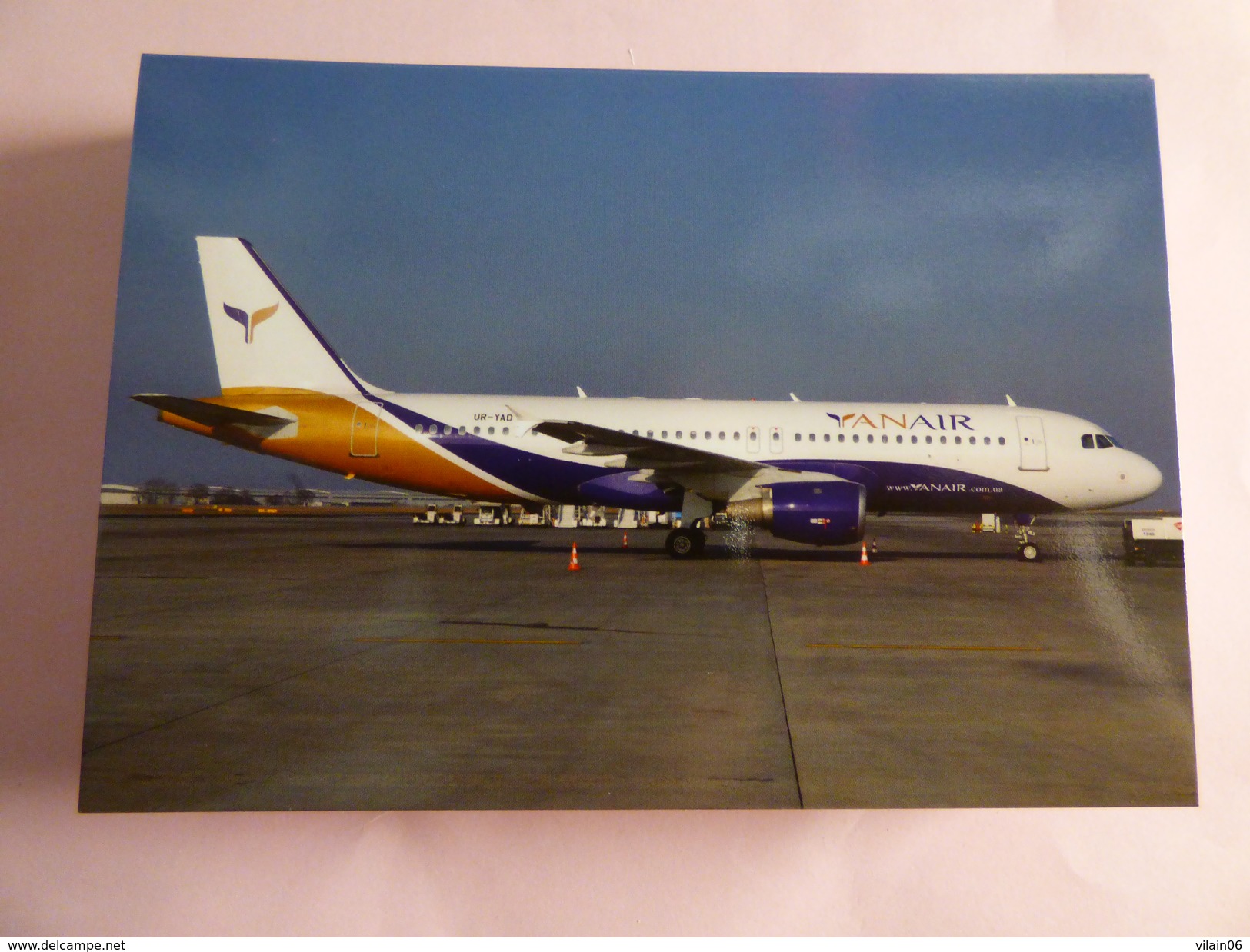 YANAIR   AIRBUS A 320 211    UR YAD - 1946-....: Moderne