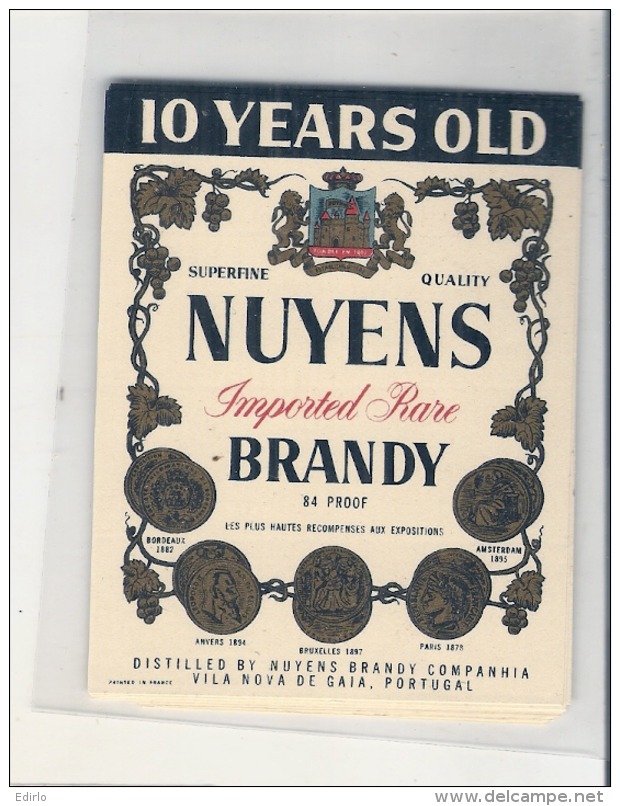 - étiquette - BRANDY 10 Years Old   Vila Nova De Gaia Portugal - Importateur NUYENS  -pour Flask - Whisky