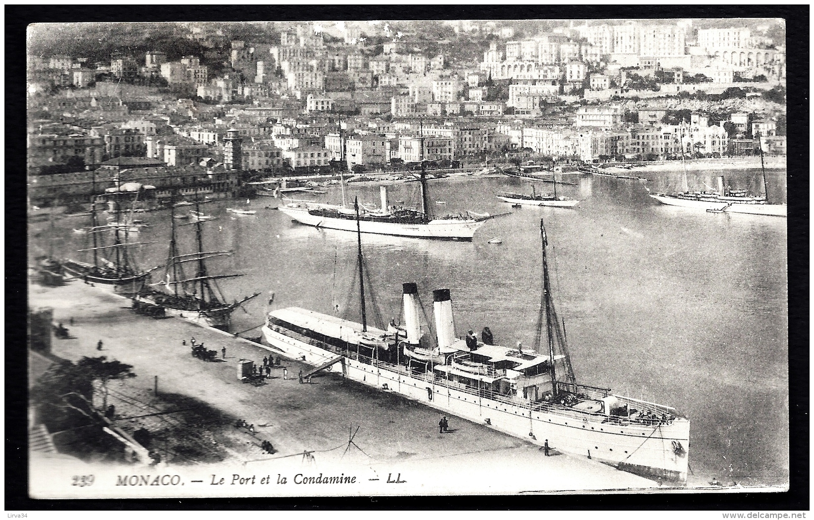 CPA ANCIENNE MONACO- PORT DE LA CONDAMINE- PAQUEBOT TRES GROS PLAN- VOILIERS- YACHTS- ANIMATION DU QUAI- 2 SCANS - La Condamine