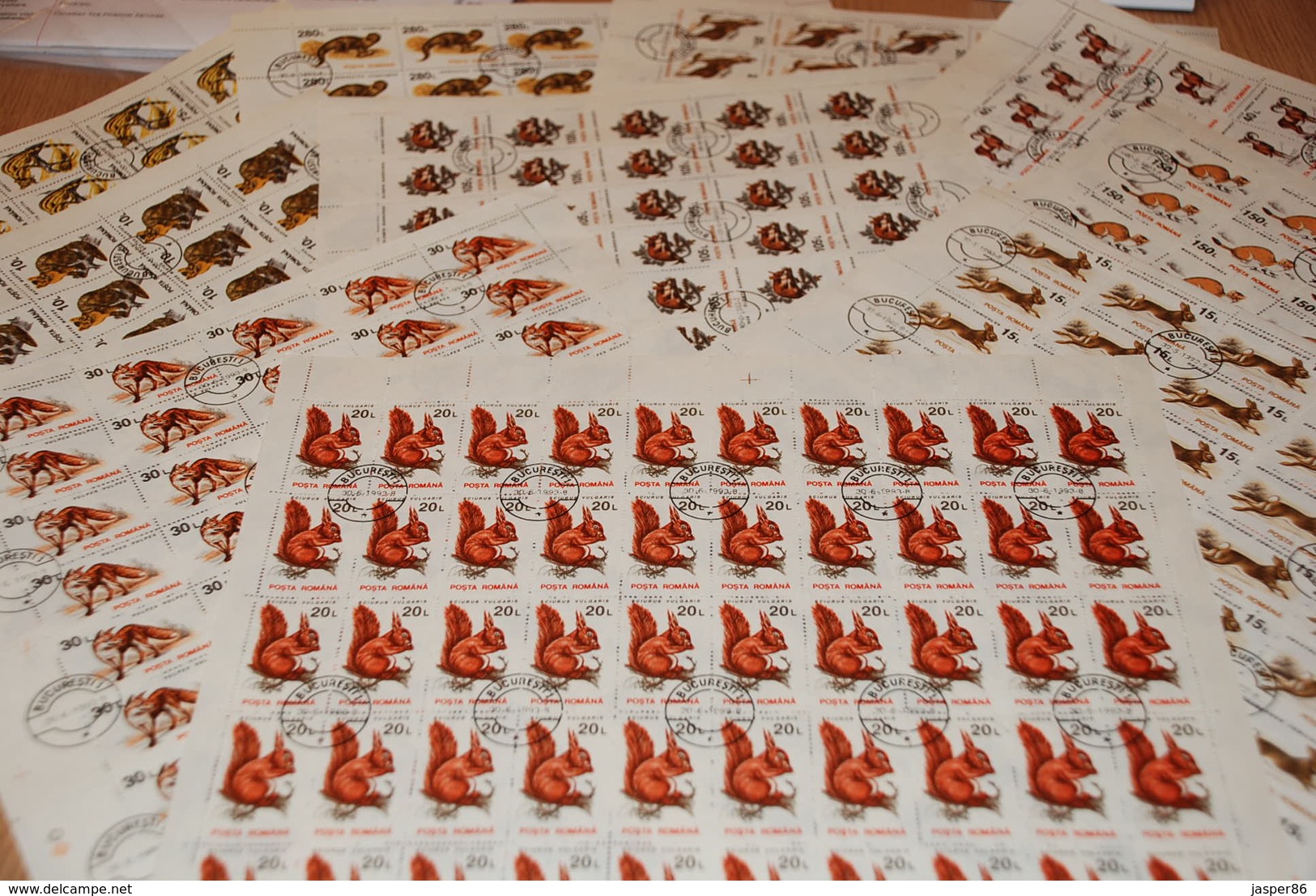 ROMANIA 500 Forest Animals Sc 3835-3844, 50 X Complete SETS Wholesale CV$100 - Volledige & Onvolledige Vellen