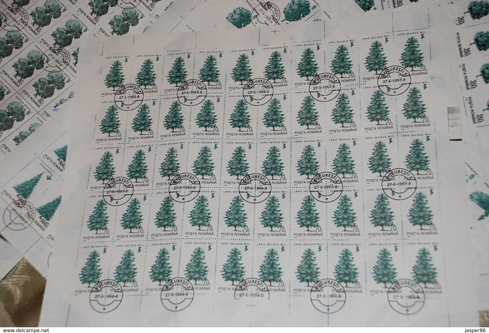 ROMANIA 500 TREES Sc 3913-3922, 50 X Complete SETS Wholesale CV$110.00 - Feuilles Complètes Et Multiples