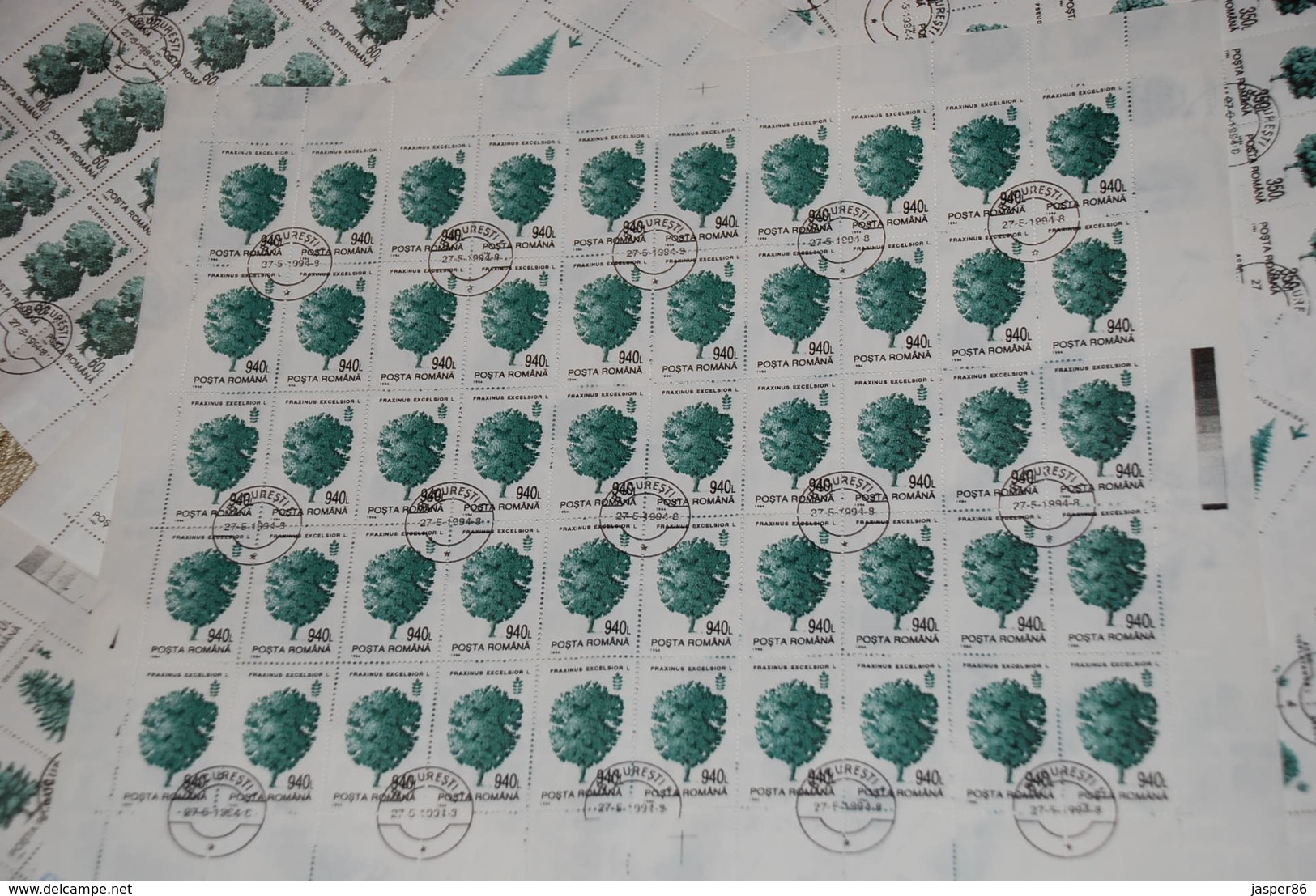 ROMANIA 500 TREES Sc 3913-3922, 50 X Complete SETS Wholesale CV$110.00 - Volledige & Onvolledige Vellen