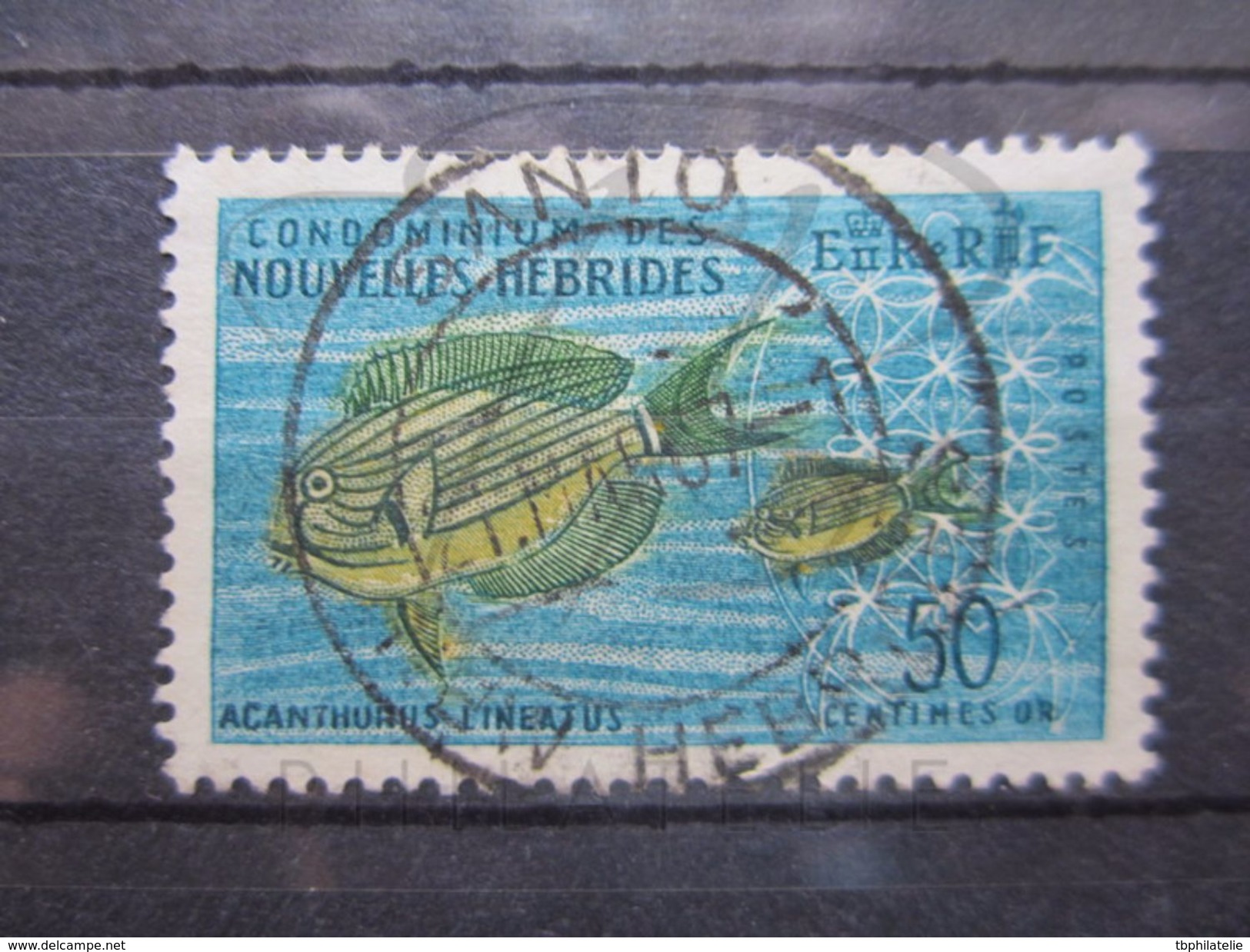 VEND TIMBRE DES NOUVELLES - HEBRIDES N° 205 , CACHET " SANTO " !!! - Usados