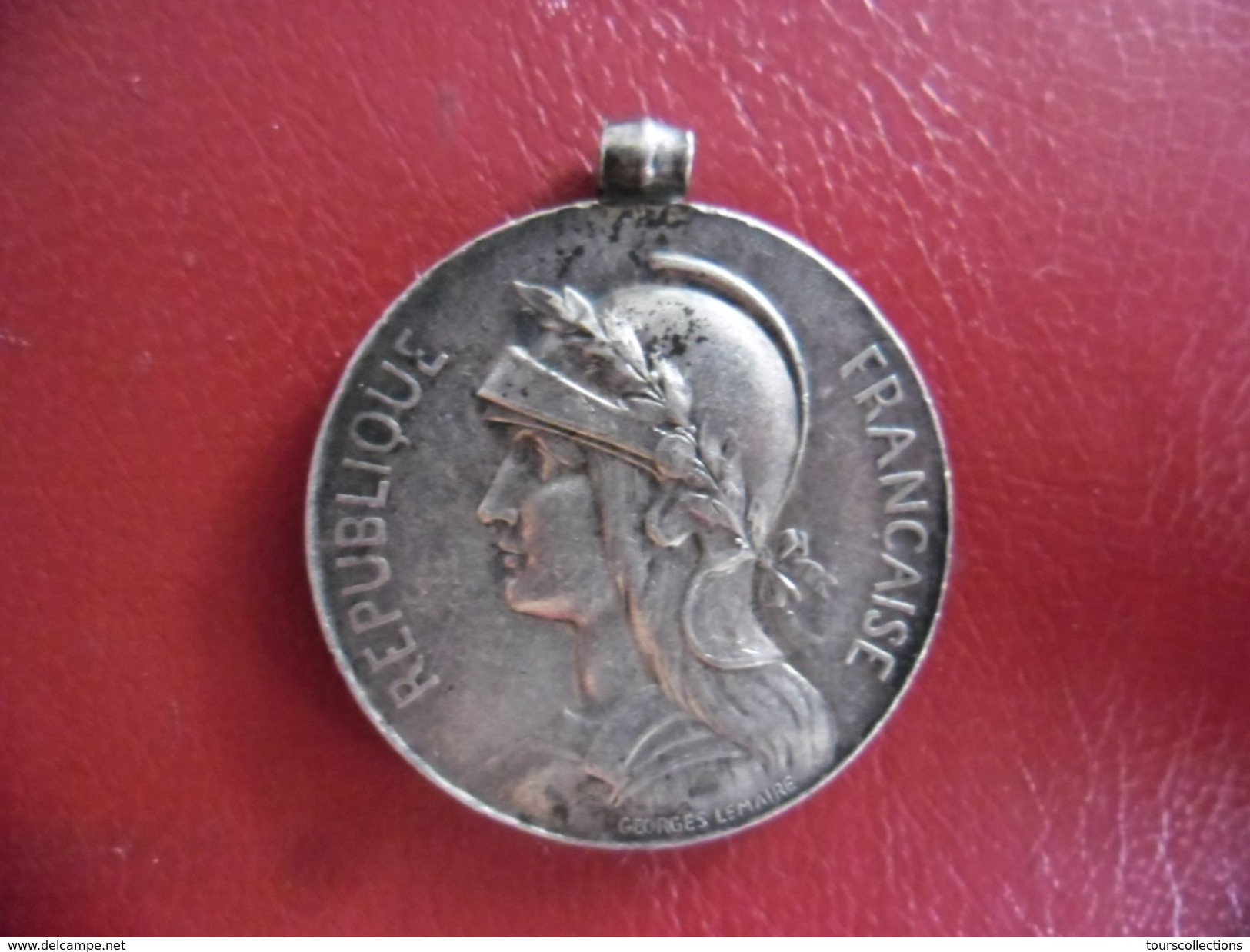 Médaille Militaire Coloniale En Argent Poinçon Sur La Tranche 14 Grammes - Frankreich