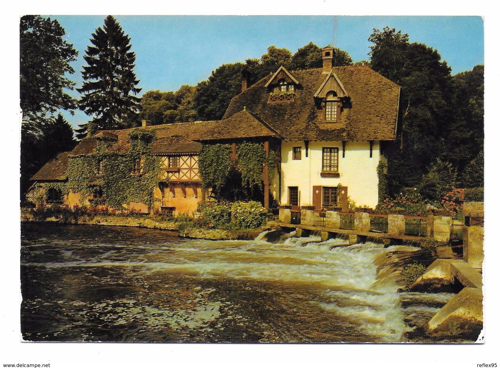 FOURGES - Le Moulin De Fourges Dans La Vallée De L'Epte - Fourges