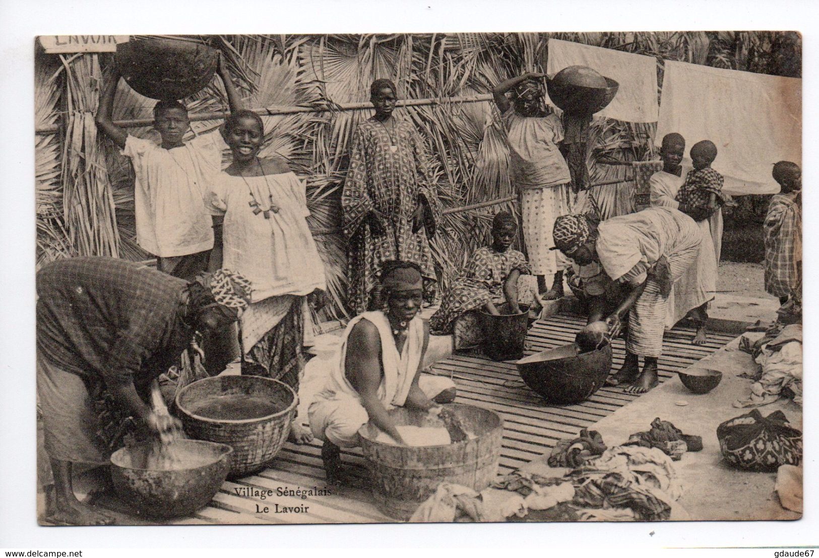 VILLE SENEGALAISE - LE LAVOIR - Senegal