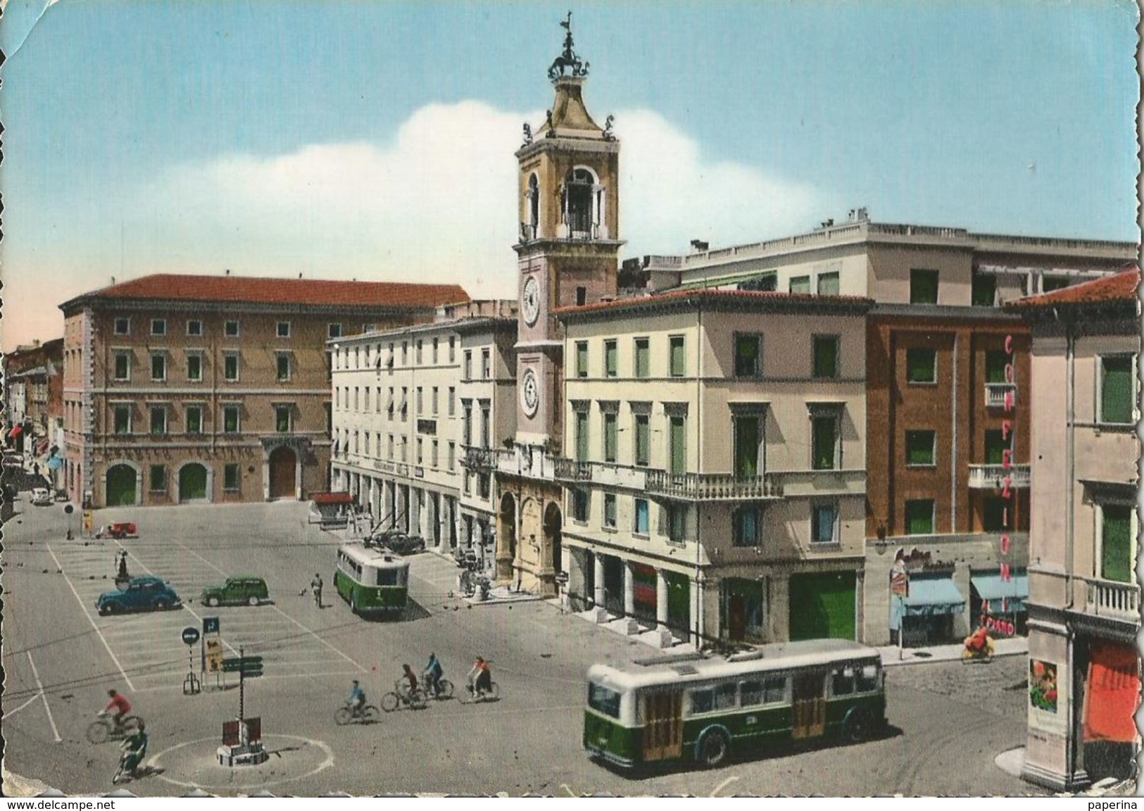 RIMINI PIAZZA TRE MARTIRI (149) BICICLETTE, FILOBUS - Rimini