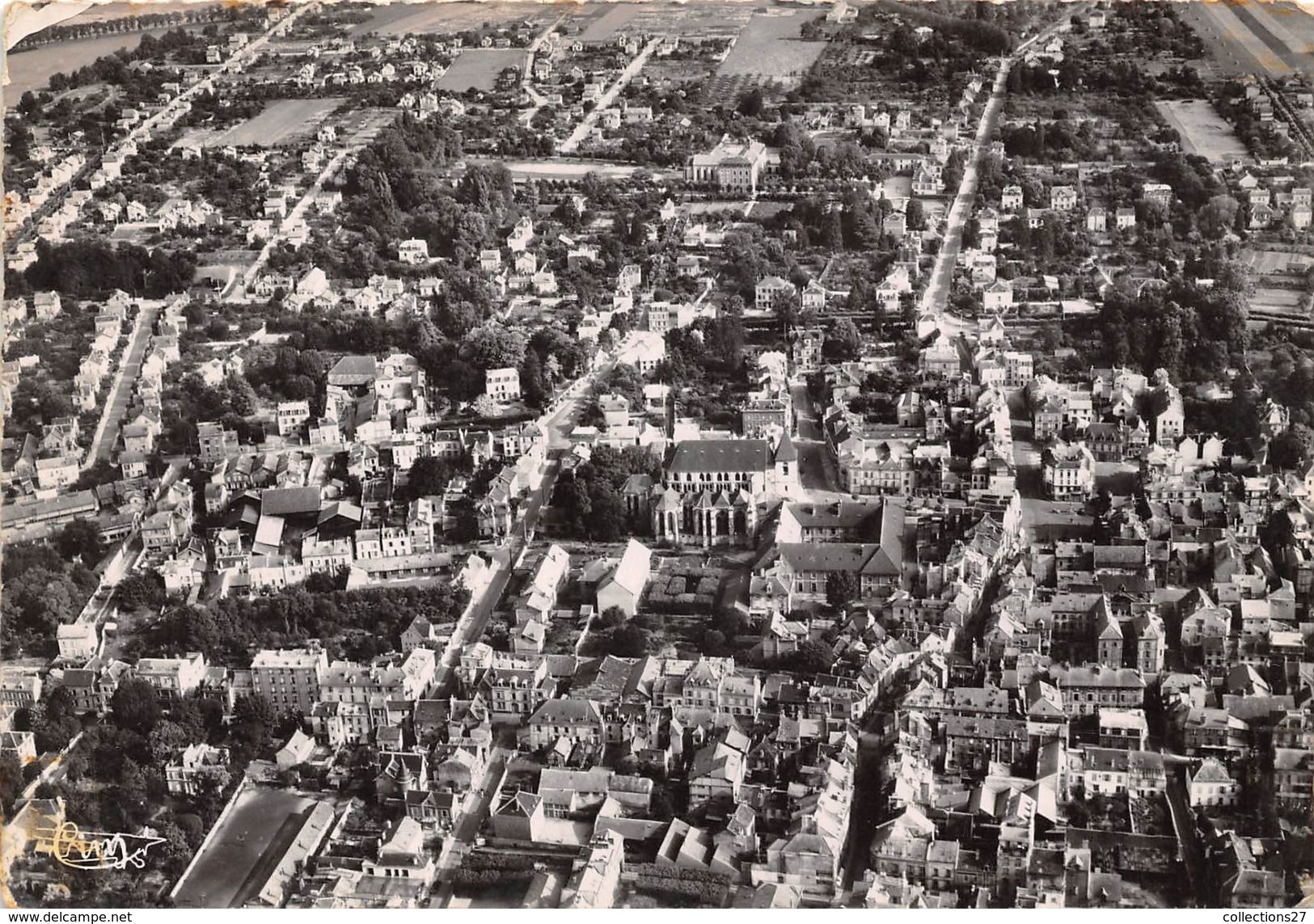 77-LAGNY- VUE AERIENNE SUR LE  CENTRE - Lagny Sur Marne