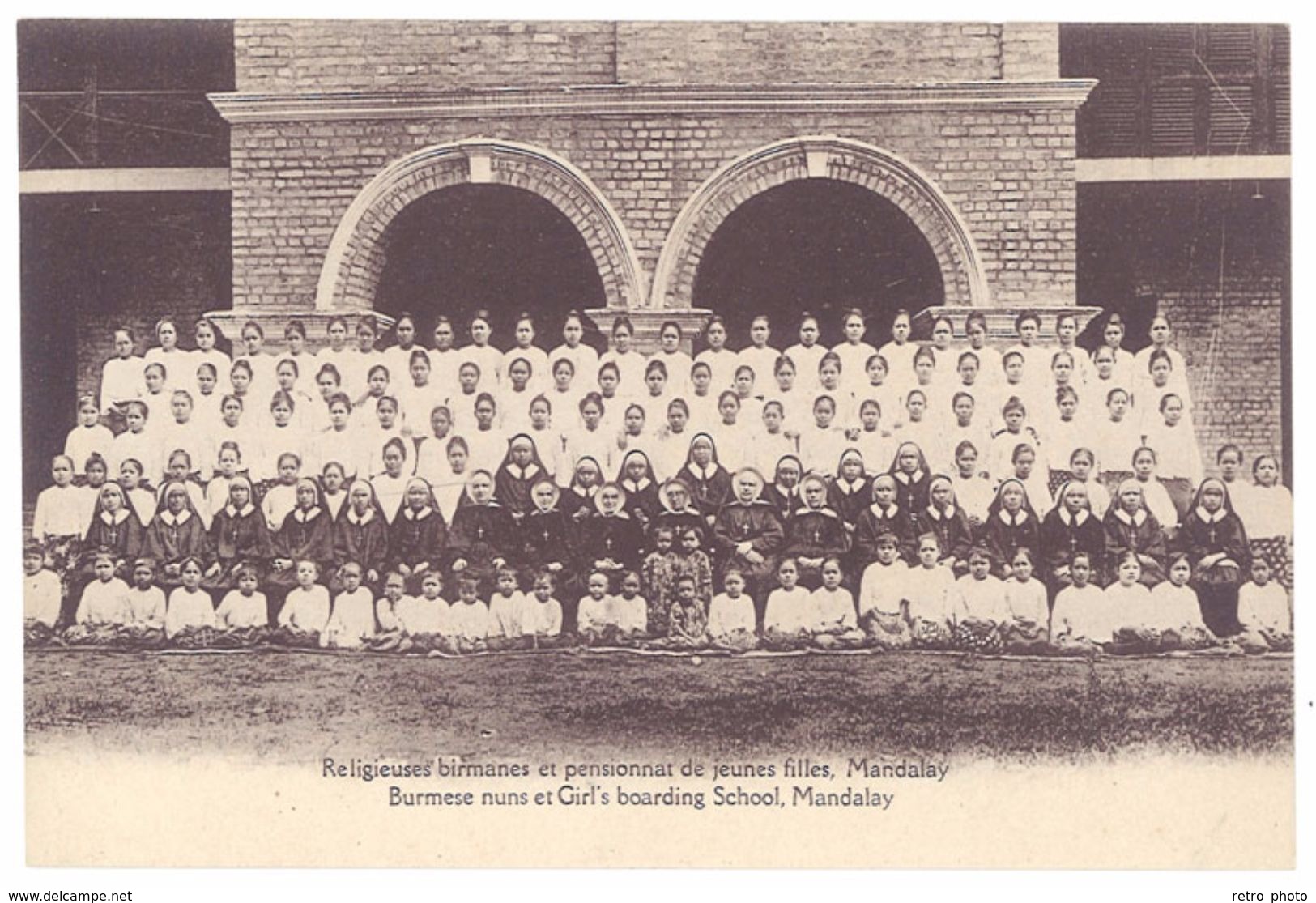 Cpa Religieuses Birmanes Et Pensionnat De Jeunes Filles, Mandalay - Autres & Non Classés