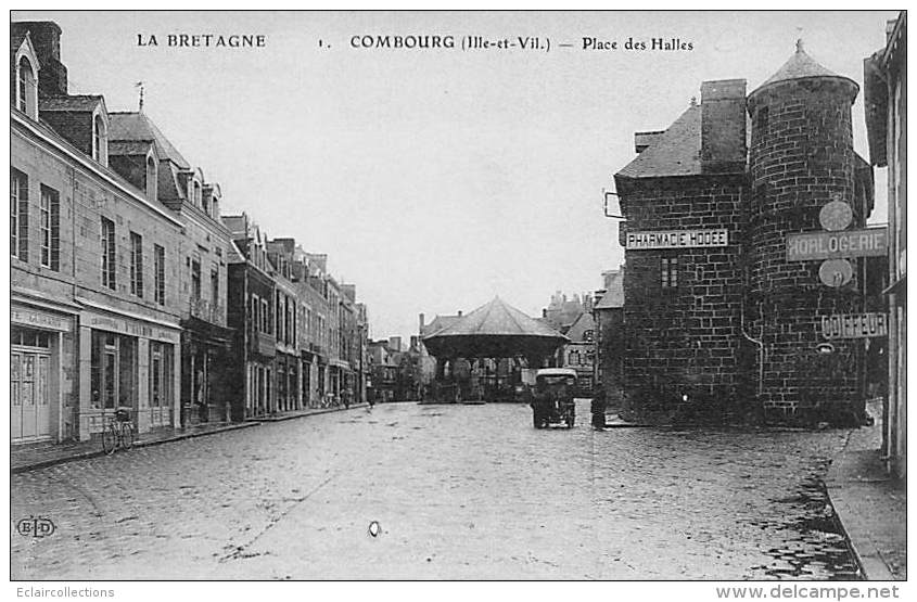 Combourg      35     Place Des Halles        (voir Scan) - Combourg