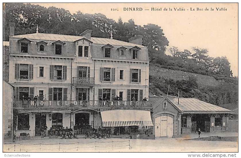 Dinard       35       Hôtel  De La Vallée      (voir Scan) - Dinard