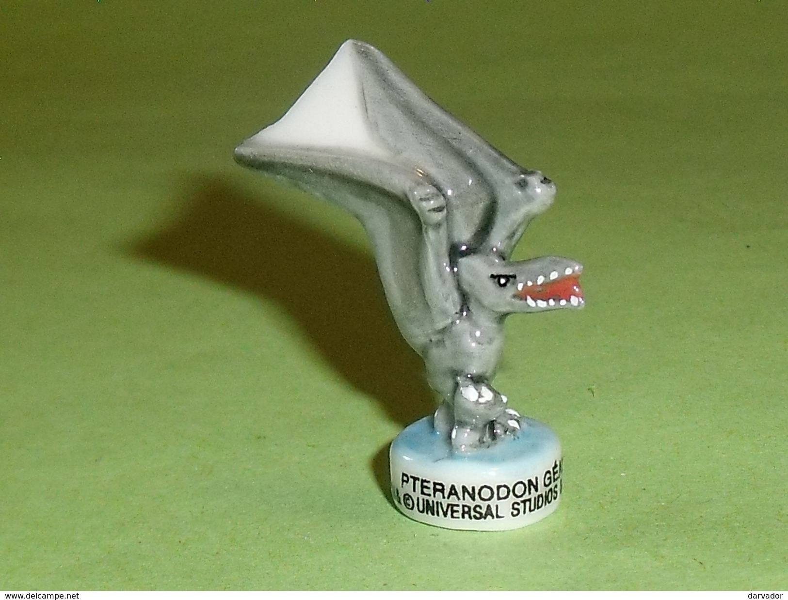 Fèves / Animaux : Le Pteranodon Géant     T105 - Animaux