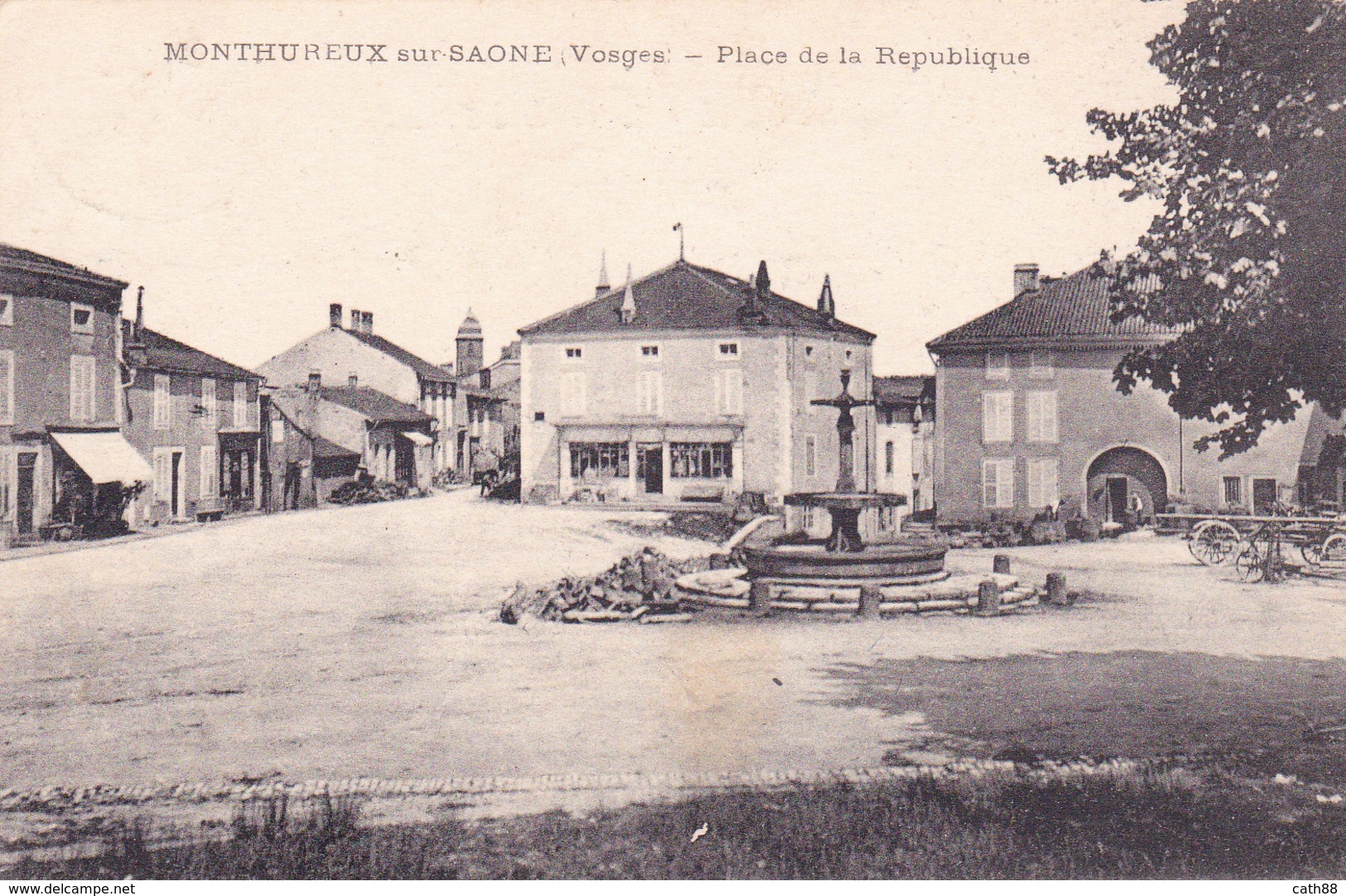 MONTHUREUX SUR SAONE - Place De La République - Monthureux Sur Saone