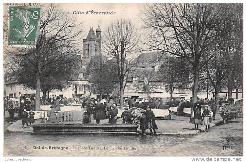 Dol De Bretagne      35        Le Marché  Toulier     (voir Scan) - Dol De Bretagne