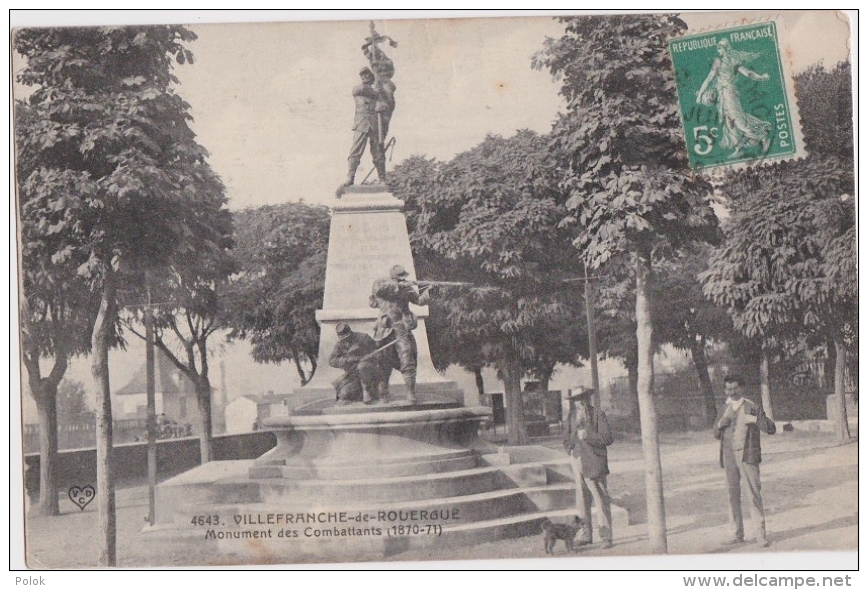 Bg - Cpa VILLEFRANCHE De ROUERGUE - Monument Des Combattants - Villefranche De Rouergue