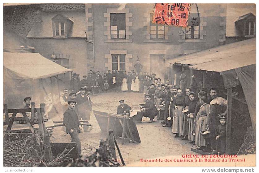 Fougères     35     Grève.      Ensemble Des Cuisines A La Bourse Du Travail          (voir Scan) - Fougeres