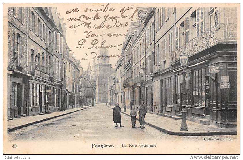 Fougères     35     Rue Nationale                      (voir Scan) - Fougeres