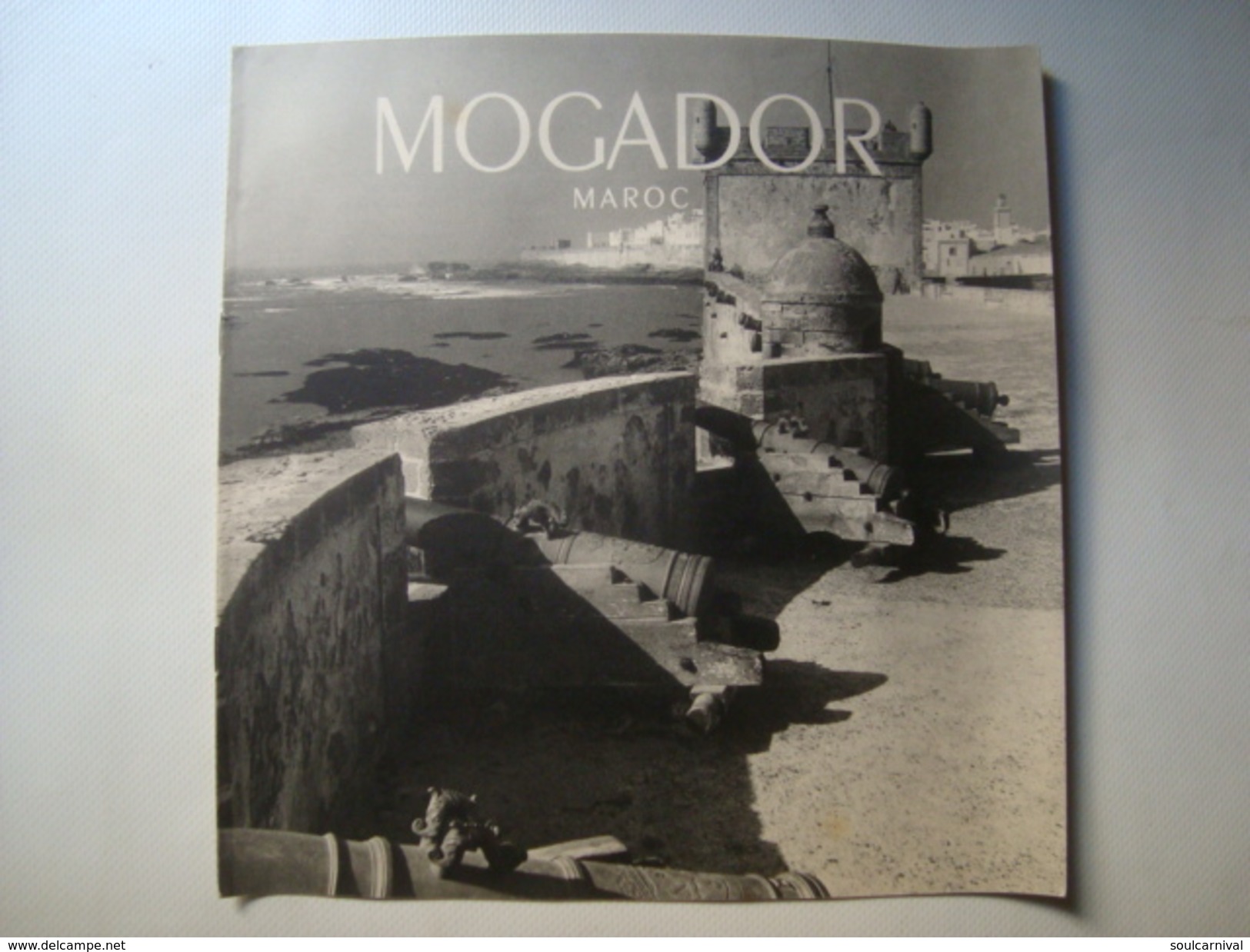 MOGADOR - MAROC / MOROCCO, 1950 APROX. OFFICE MAROCAIN DU TOURISME. 8 PAGES. FRANÇOIS BONJEAN. B/W PHOTOS. - Dépliants Touristiques