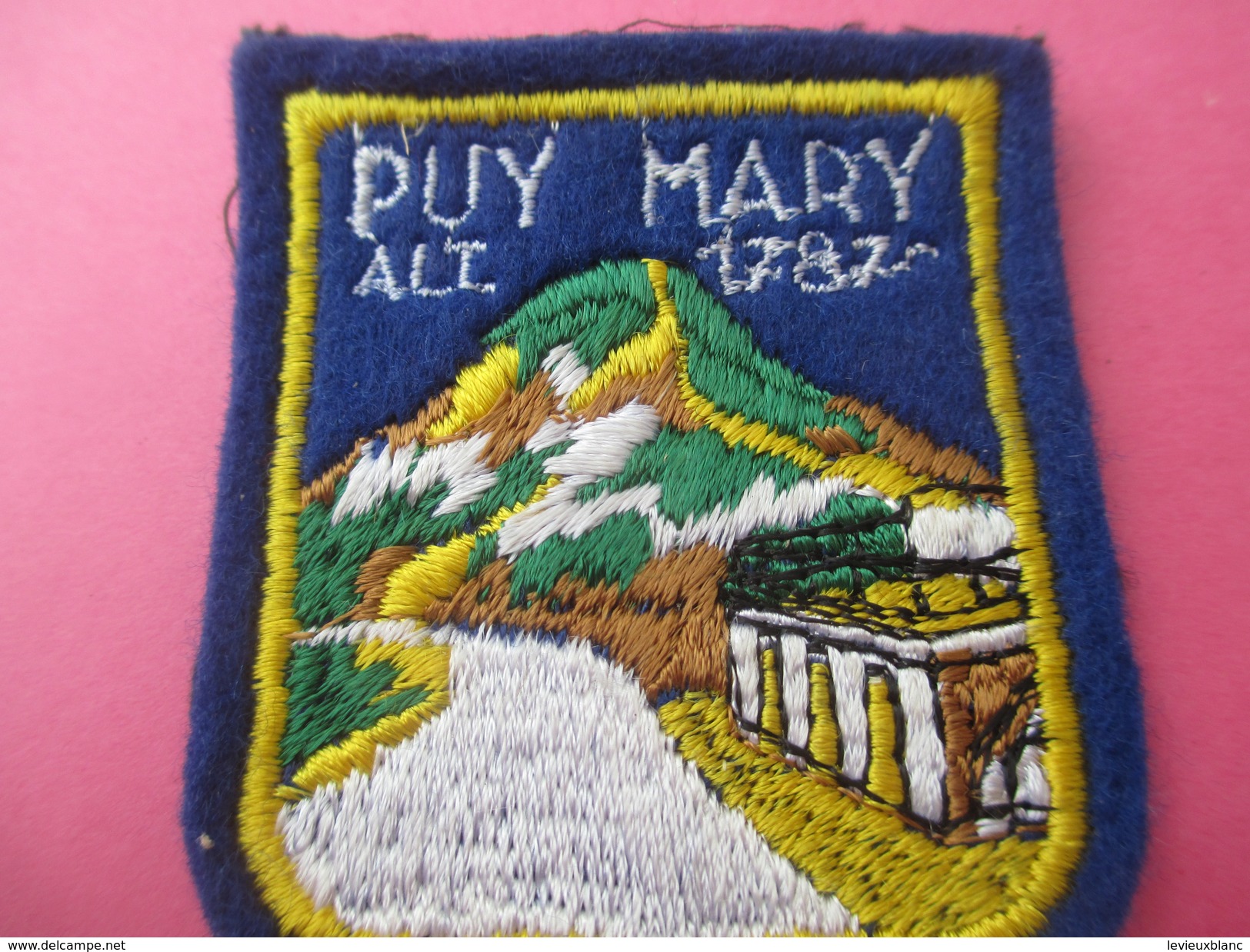 Ecusson Tissu/ Puy Mary/ Cantal / Altitude 1787/ Années 1960 - 1970        ET168 - Patches