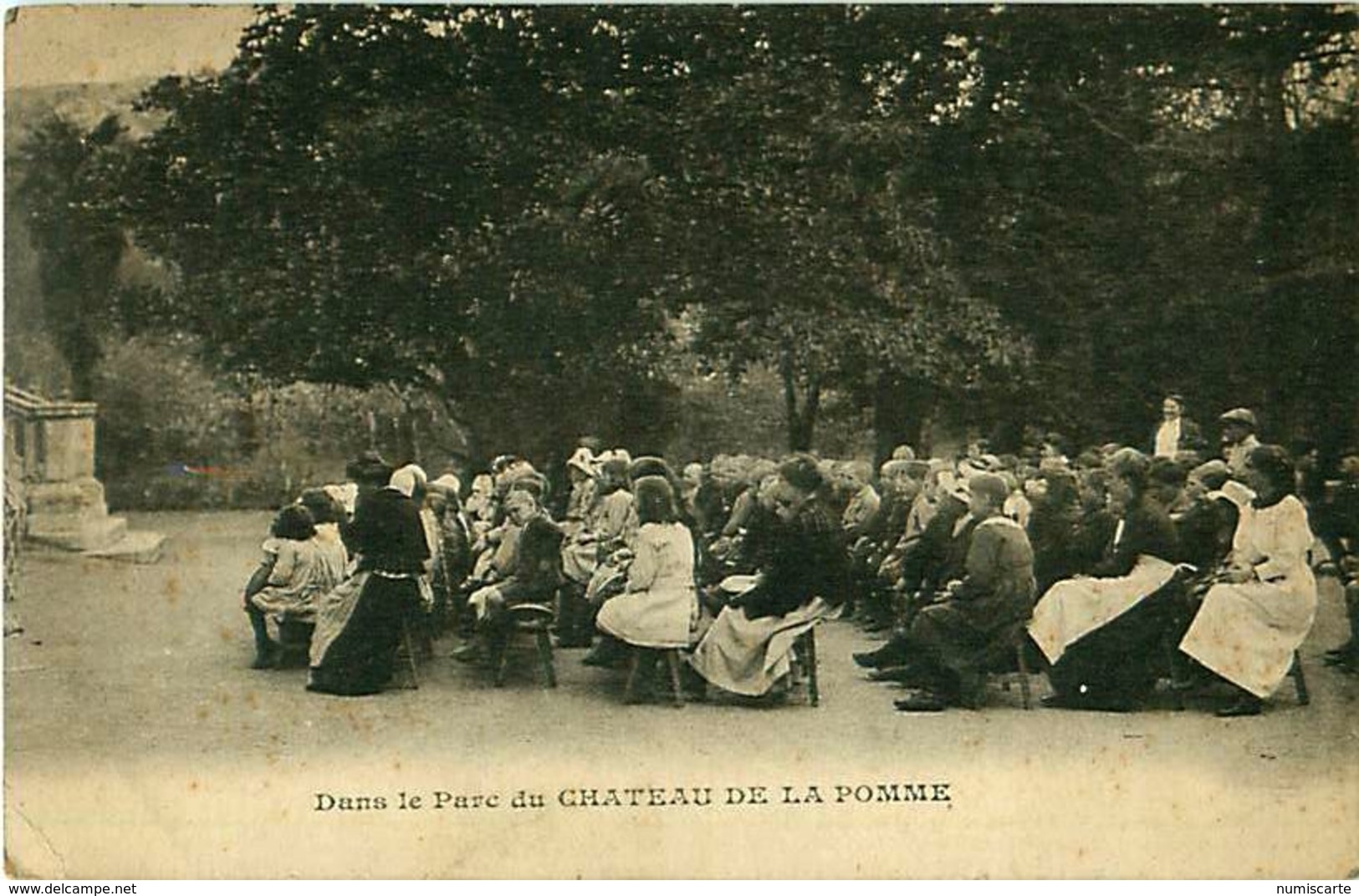 Cpa MARSEILLE 13 - Dans Le Parc Du CHATEAU DE LA POMME - (Orphelins De La Guerre Colonie De Marseille ) - Timone, Baille, Pont De Vivaux