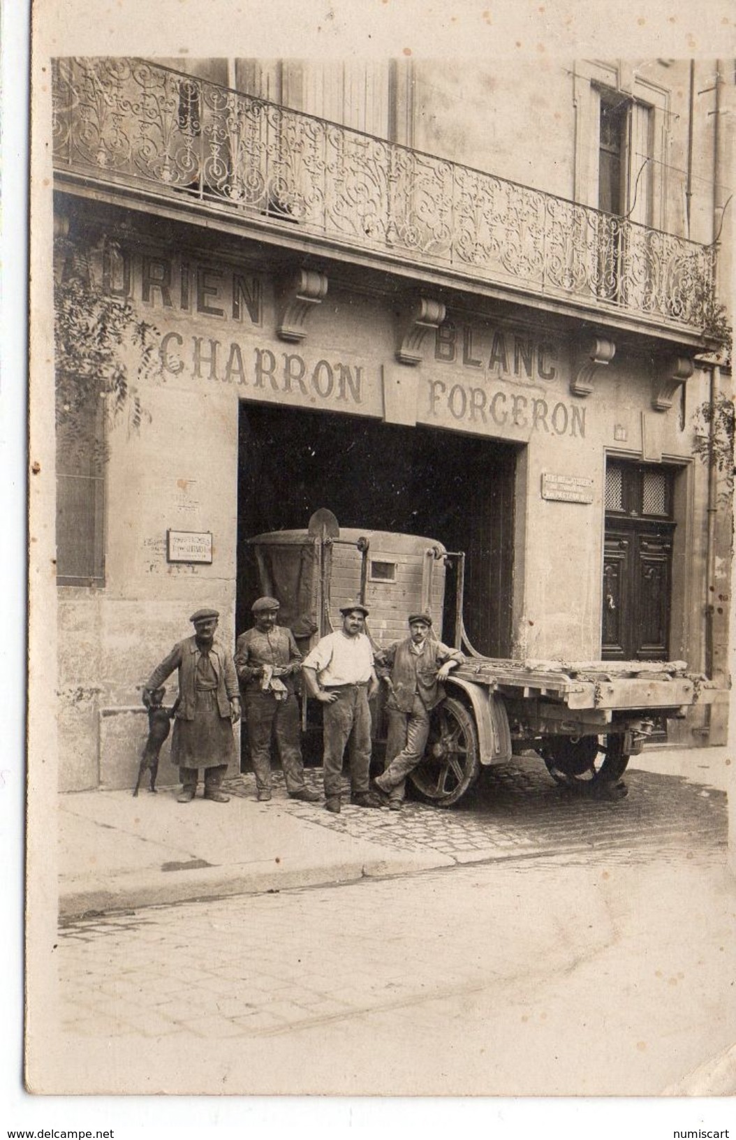 Carte Photo Animée Non Située Adrien Blanc Charron Forgeron Camion Automobile Etienne Guittard Fils Top Carte - Photos