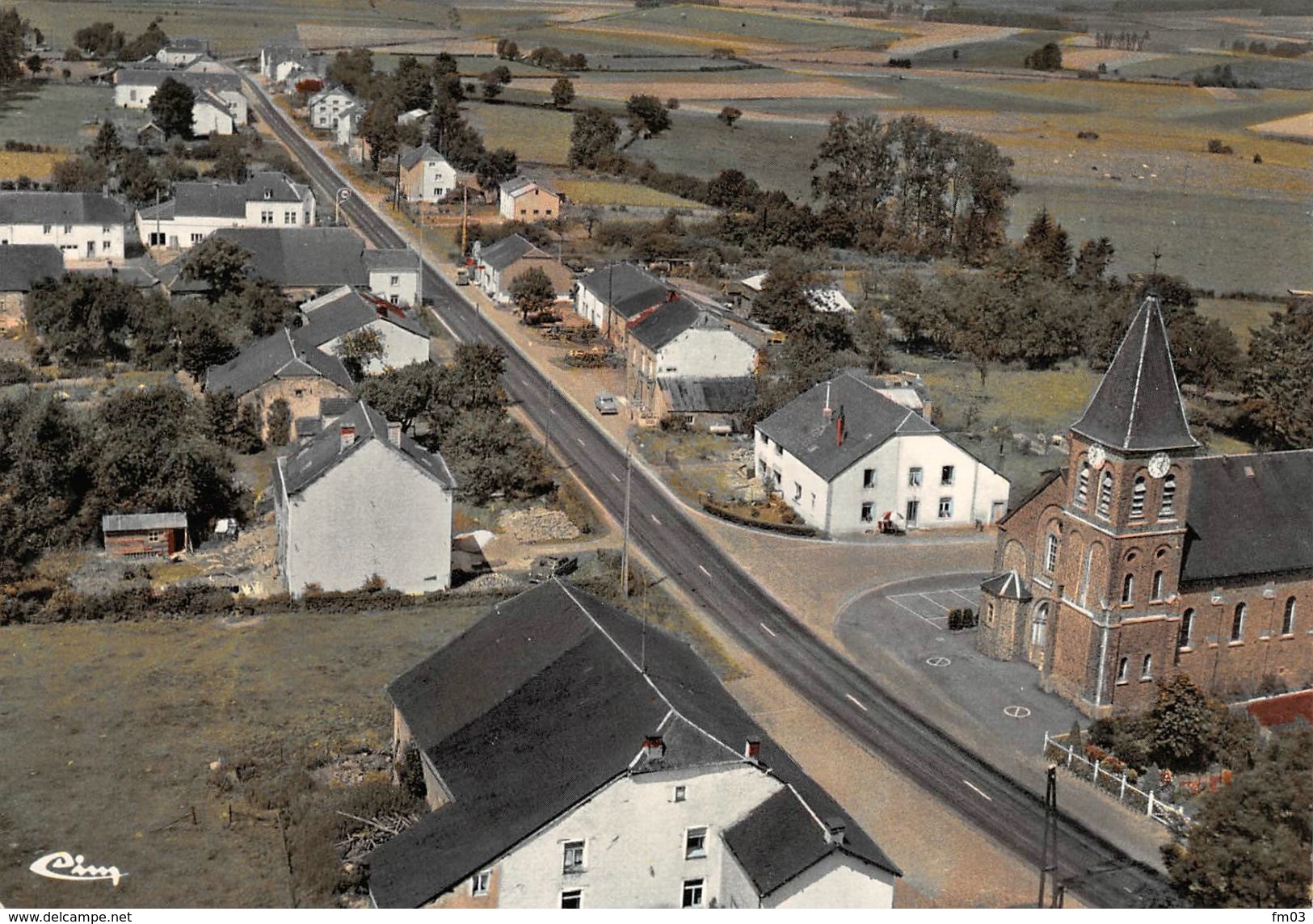 Léglise Assenois - Leglise