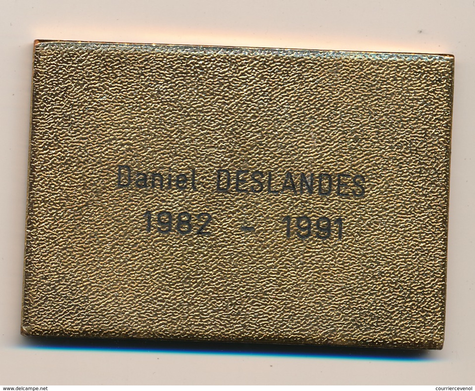 Plaque Métal Doré - ASPTT MARSEILLE 1907 Médaille Du Mérite - Daniel Deslandes 1982 / 1991 - Wielrennen