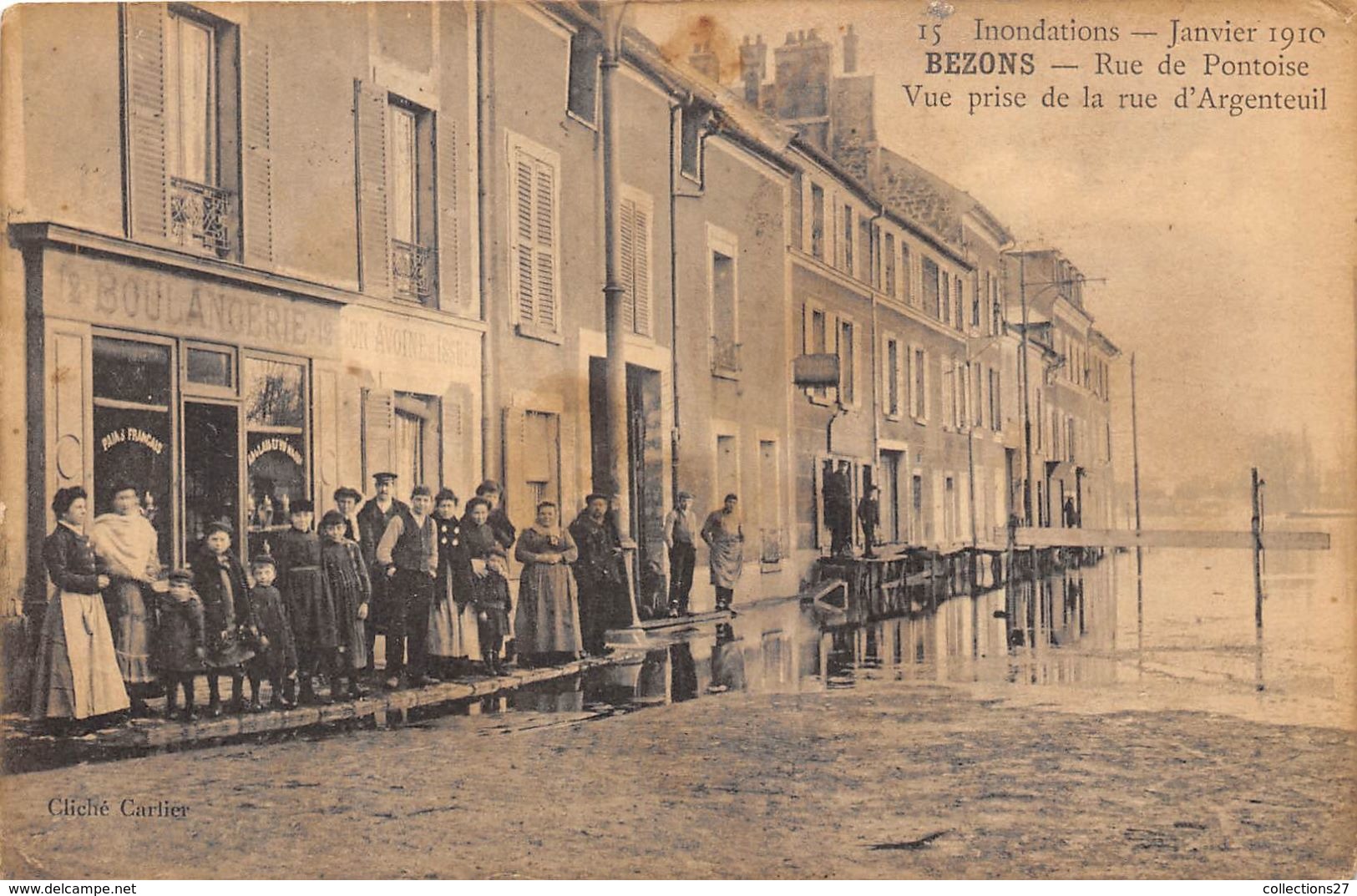 95-BEZONS- RUE DE PONTOISE , VUE PRISE DE LA RUE D'ARGENTEUIL, INONDATIONS , JANVIER 1910 - Bezons