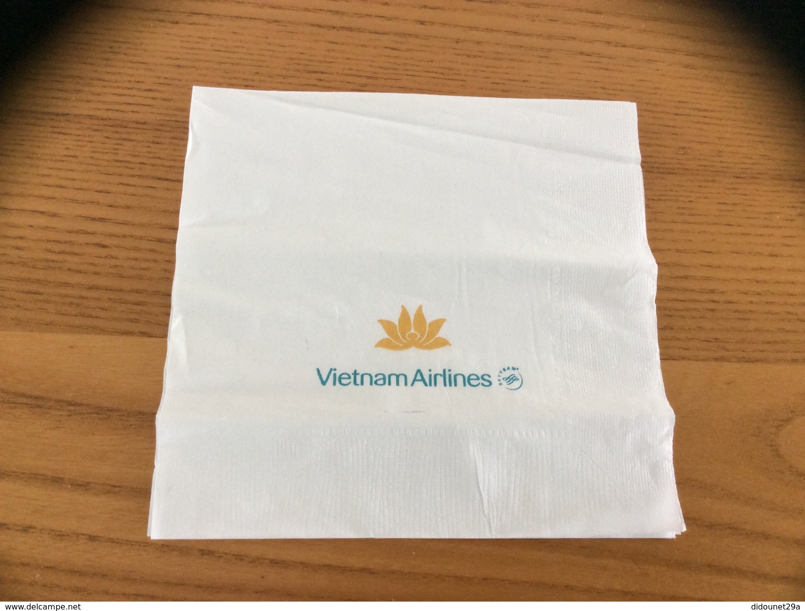Serviette Papier "Vietnam Airlines" 11,5x11,7cm Pliée - Company Logo Napkins