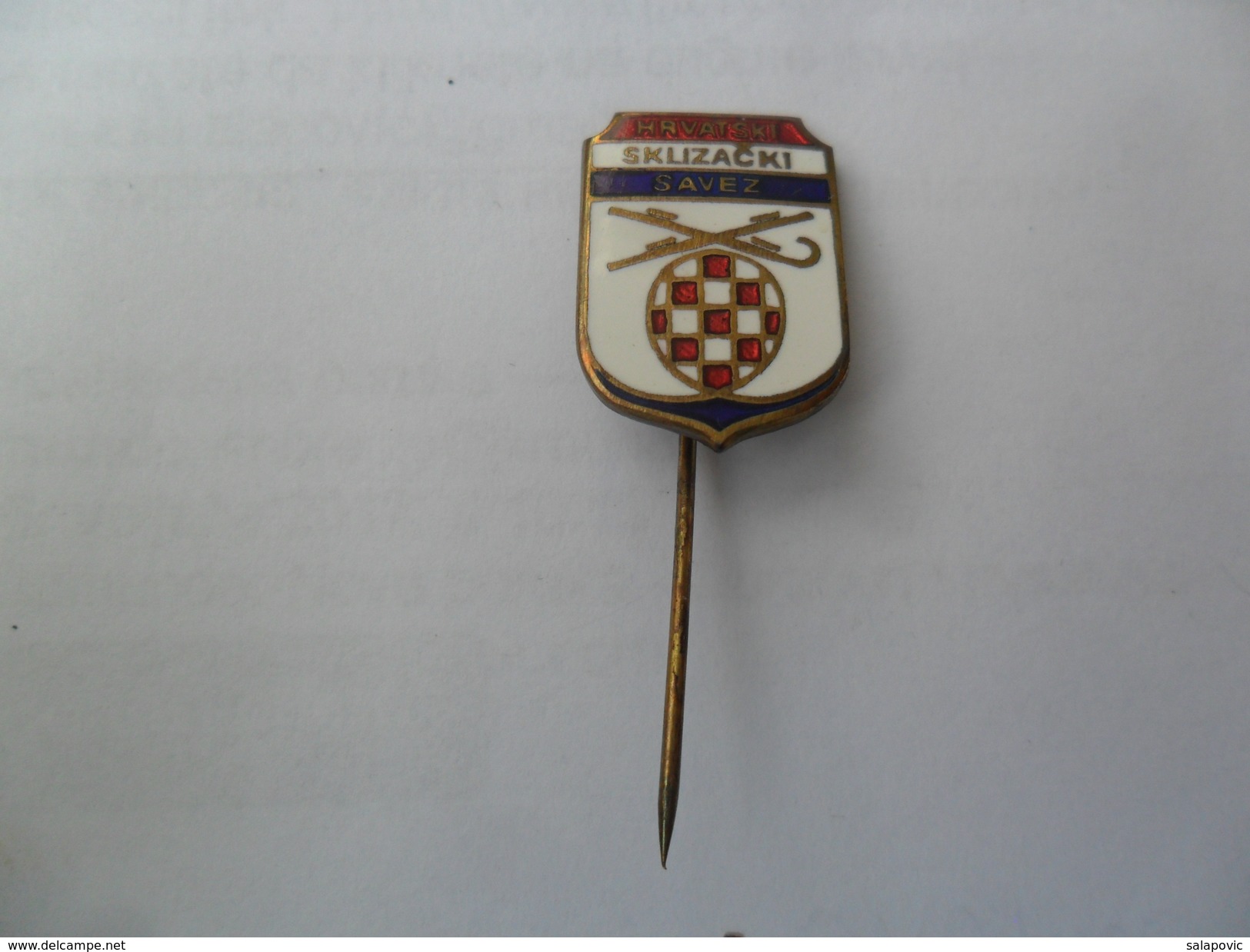 HRVATSKI KLIZA&#x10C;KI SAVEZ, Skating Federation Croatia PINS BADGES P2 - Patinage Artistique