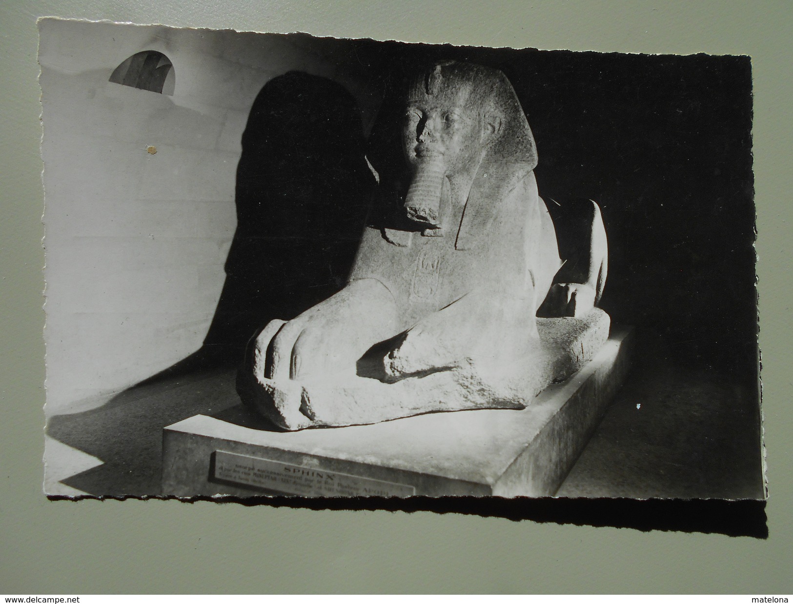 EGYPTE SPHINX EN GRANIT ROSE RETRACANT TRES VRAISEMBLABLEMENT LES TRAITS D'AMENEMHAT II - Sphinx