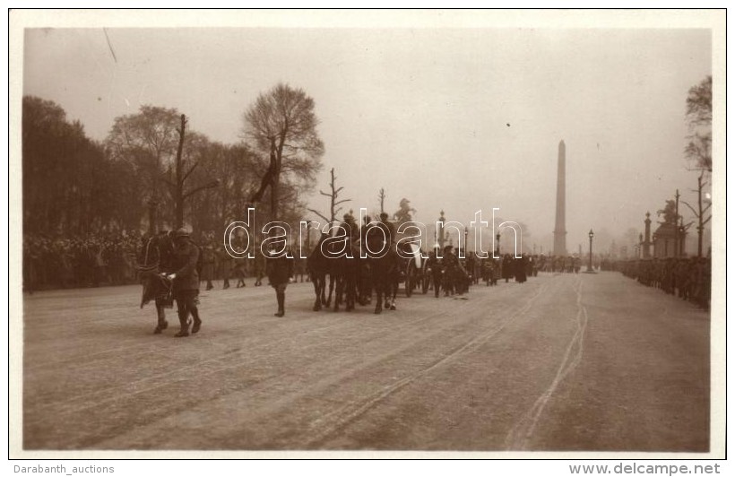 ** T1 1929 Funerailles Du Marechal Foch; Le Fanion Et Le Cheval Du Marechal / The Funeral Of Marshal Foch - Unclassified