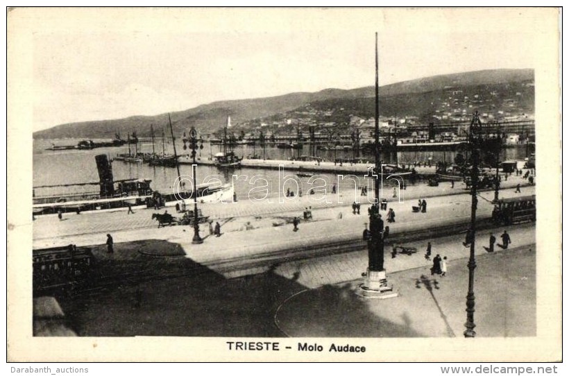 * T4 Trieste, Molo Audace / Pier, Steamships, Tram (b) - Sin Clasificación