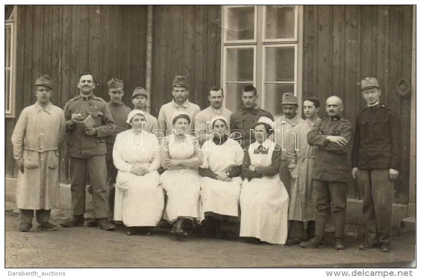 ** T2/T3 Vienna, Wien, Grinzing; K.u.K. Kriegsspital / Military Hospital, Group Photo - Non Classificati