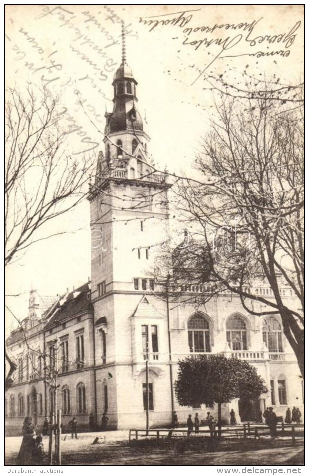 T2 Apatin, V&aacute;rosh&aacute;za / Town Hall - Unclassified