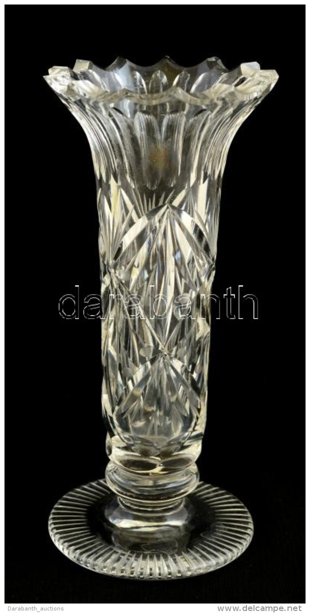 D&iacute;szes &uuml;veg Kisv&aacute;za, Csiszolt, Nagyon Apr&oacute; Csorb&aacute;kkal, M: 16 Cm - Glass & Crystal