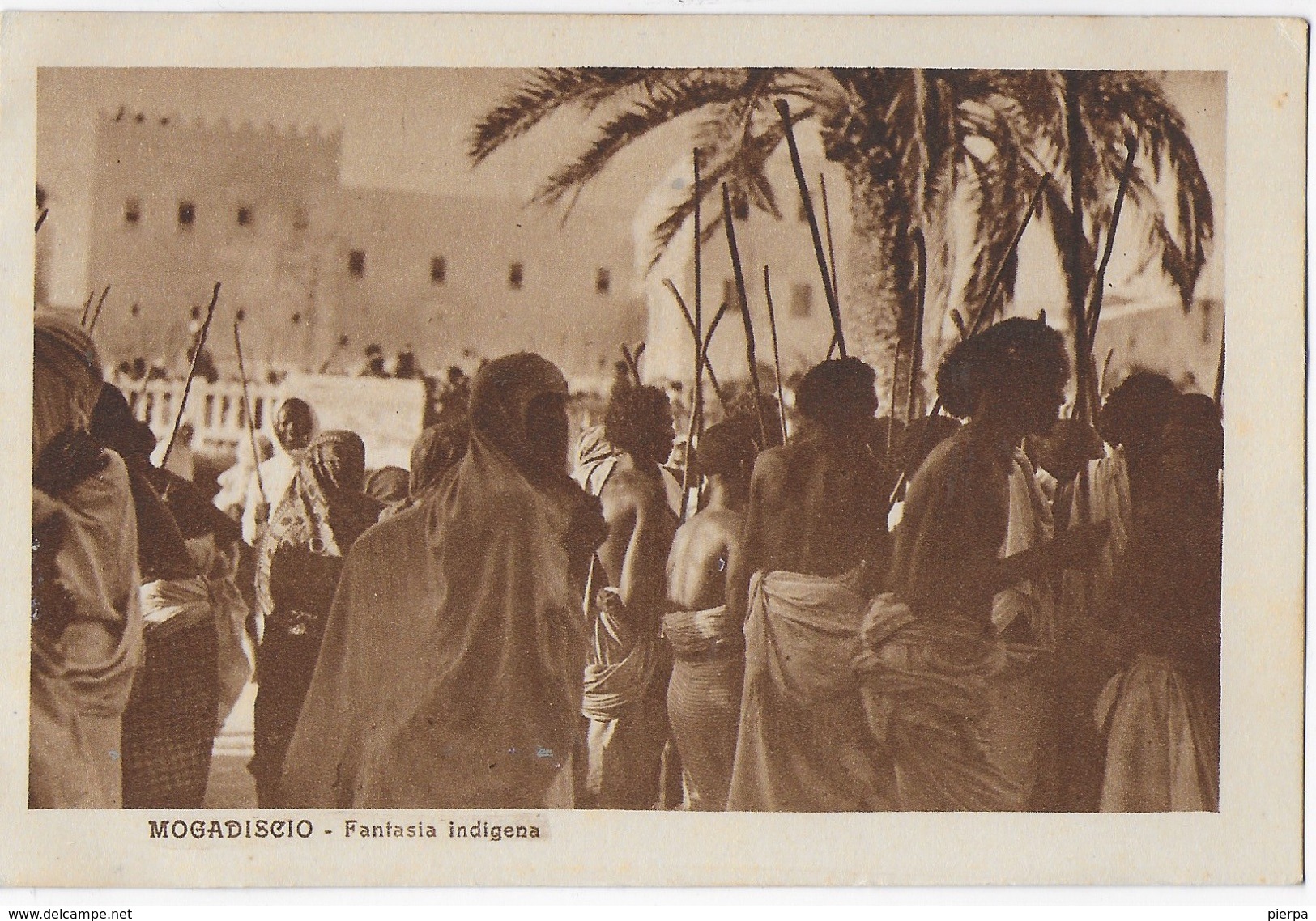 SOMALIA - MOGADISCIO - FANTASIA INDIGENA - CARTOLINA D'EPOCA NUOVA NON VIAGGIATA  . EDIZ. CATTANEO GENOVA - Somalia