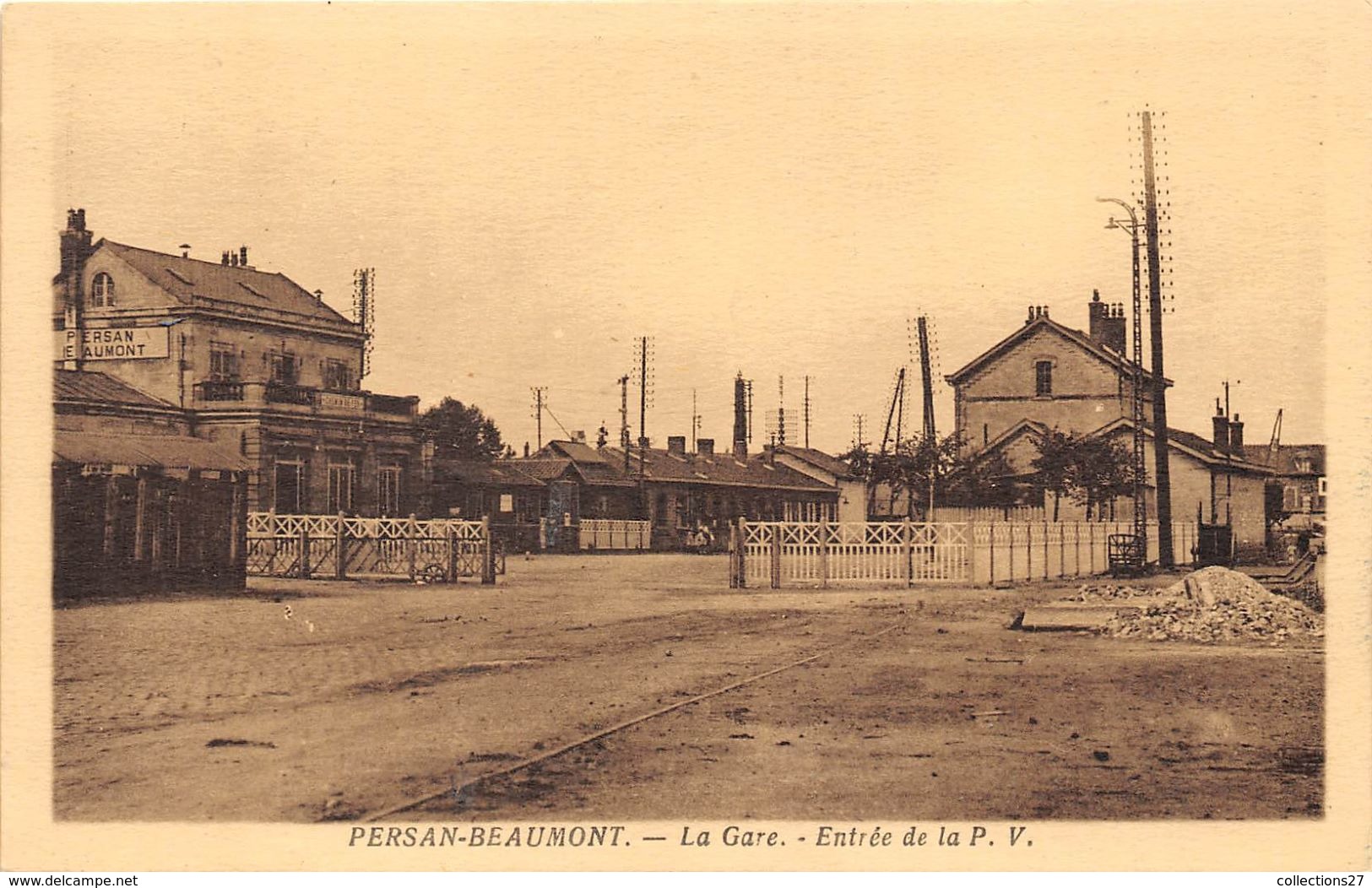 95-PERSAN- BEAUMONT- LA GARE , ENTREE DE LA P.V. - Persan