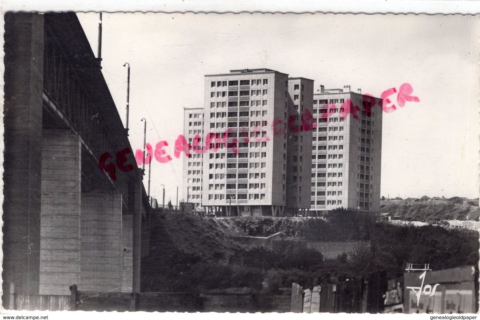 29 - BREST - LE QUARTIER DE QUELIVERZAN ET LE PONT DE L' HARTELOIRE - Brest