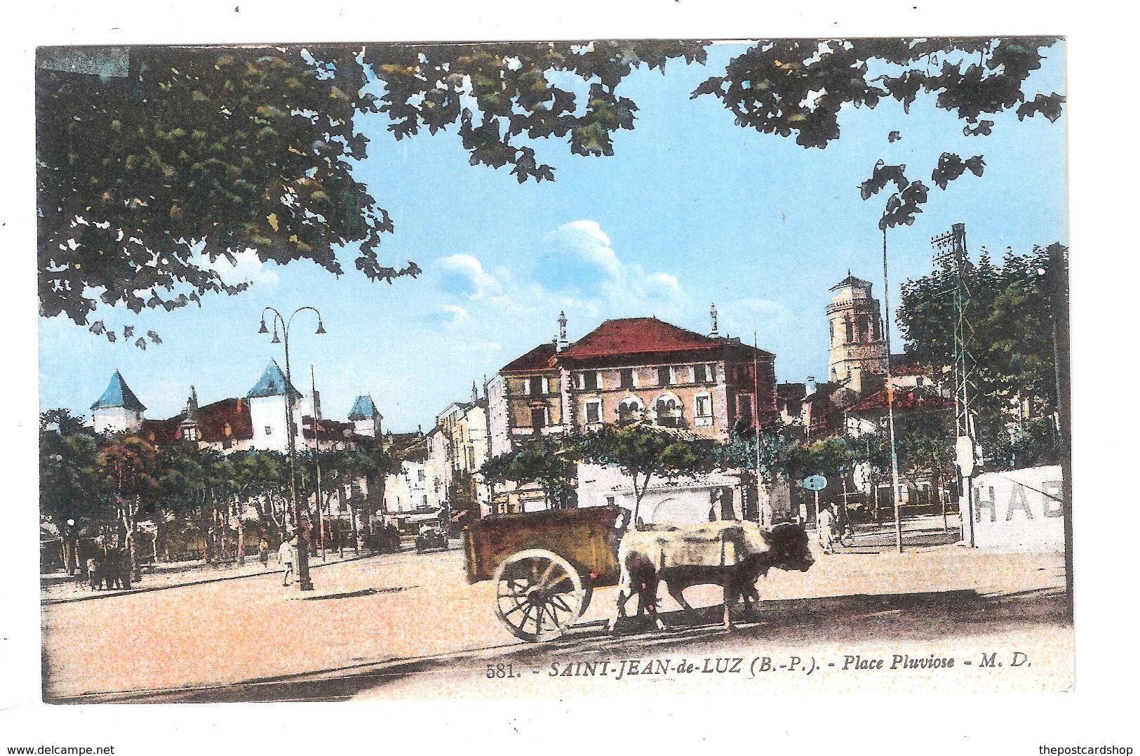 CPA 64 CPA Saint-Jean-de-Luz, Place Pluviose Achatez Immédiat - Saint Jean De Luz