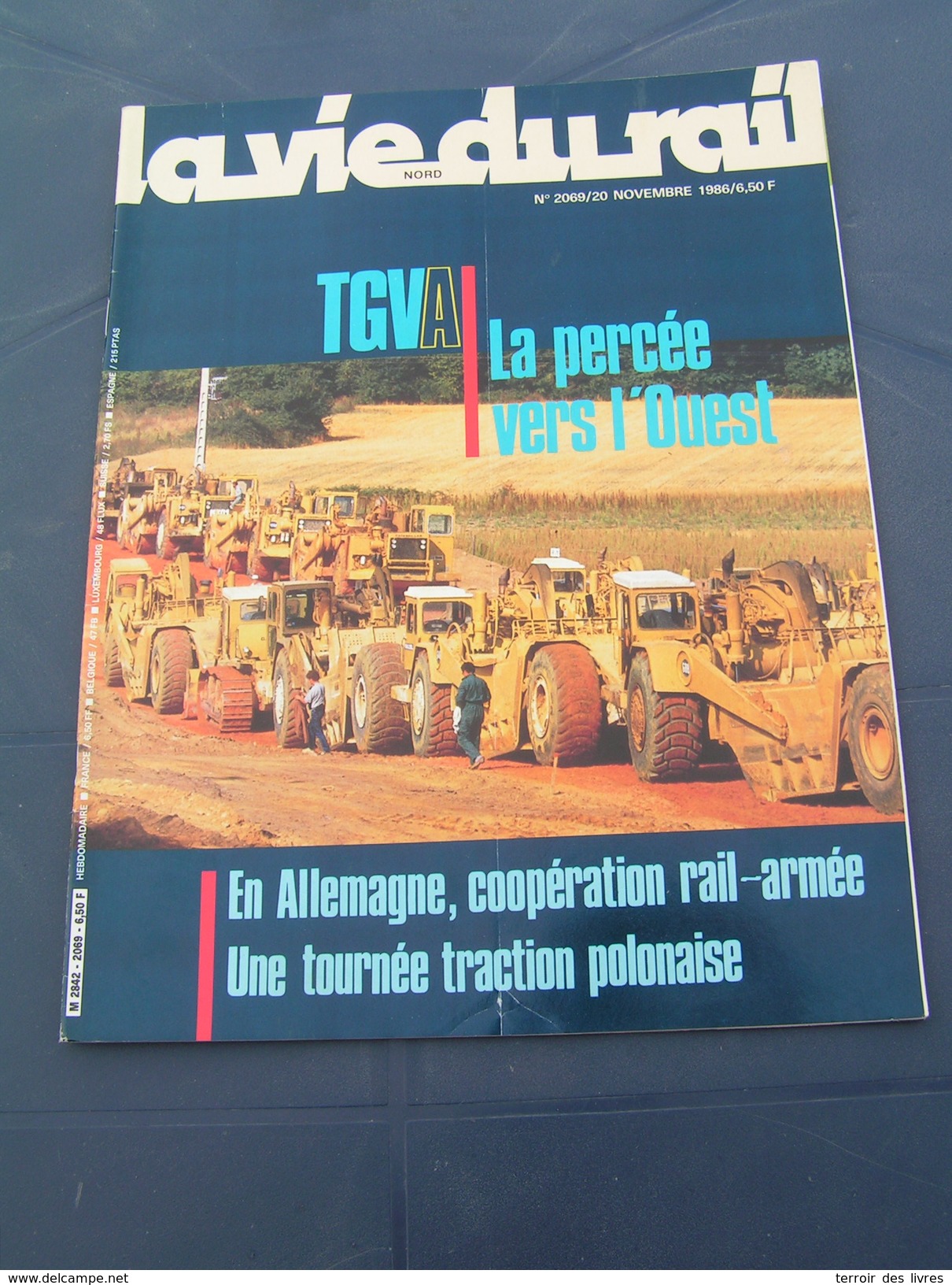 Vie Du Rail 1986 2069 COURTALAIN CONNERRé MELLERAY TMFB Train Militaire Berlin Français De SAINT MéDARD EN JALLES - Trains