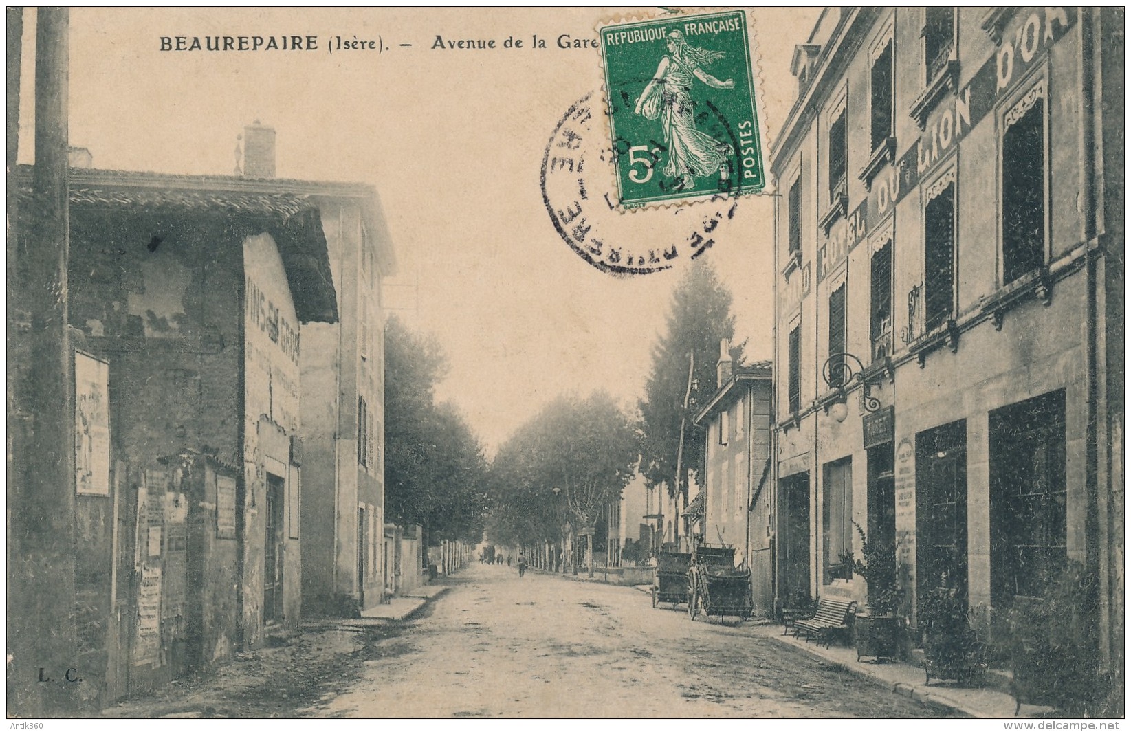 CPA 38 BEAUREPAIRE Carte Rare Avenue De La Gare Hôtel Du Lion D'Or - Beaurepaire