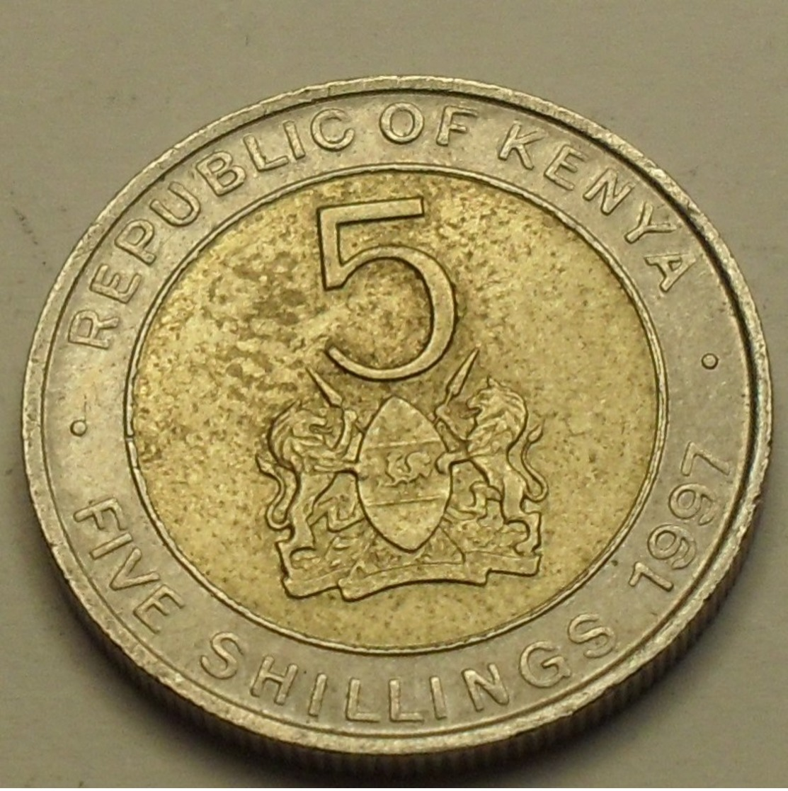 1997 - Kenya - Republic - 5 SHILLINGS - KM 30 - Kenia