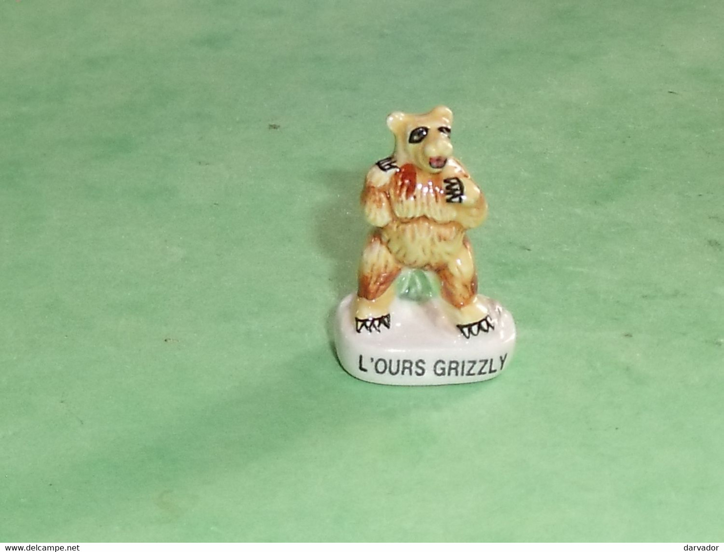 Fèves / Fève / Animaux : L'ours Grizzly , Petit Modèle    T63 - Animaux