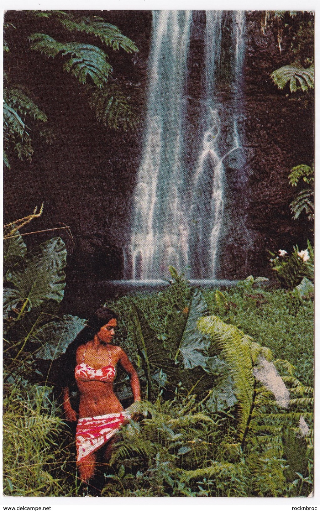 CPSM TAHITI "Tahitian Waterfall" (Studio Mackenzie, Printed In USA) - Tahiti