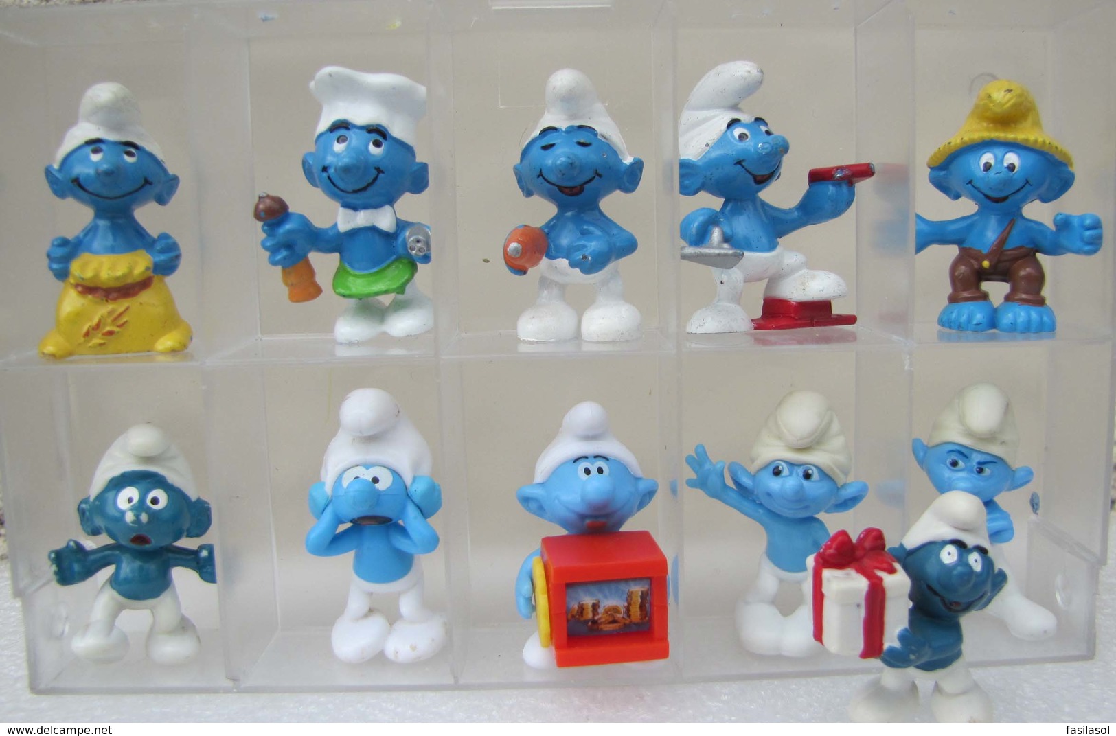 Ferrero 1995 : 12 Schtroumpfs Différentes Années (Figurines Issus De Maxi-Kinder Et Kinder Surprise) - Smurfs