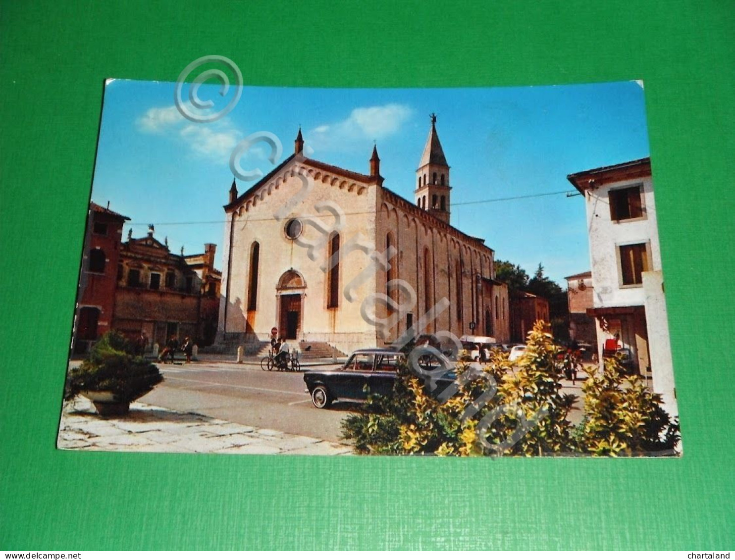 Cartolina Oderzo ( Treviso ) - Il Duomo 1970 - Treviso