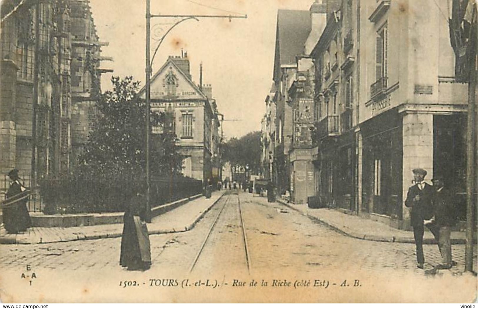 A-PIE.T. Ben.17.7428 :  TOURS. RUE DE LA RICHE - Tours